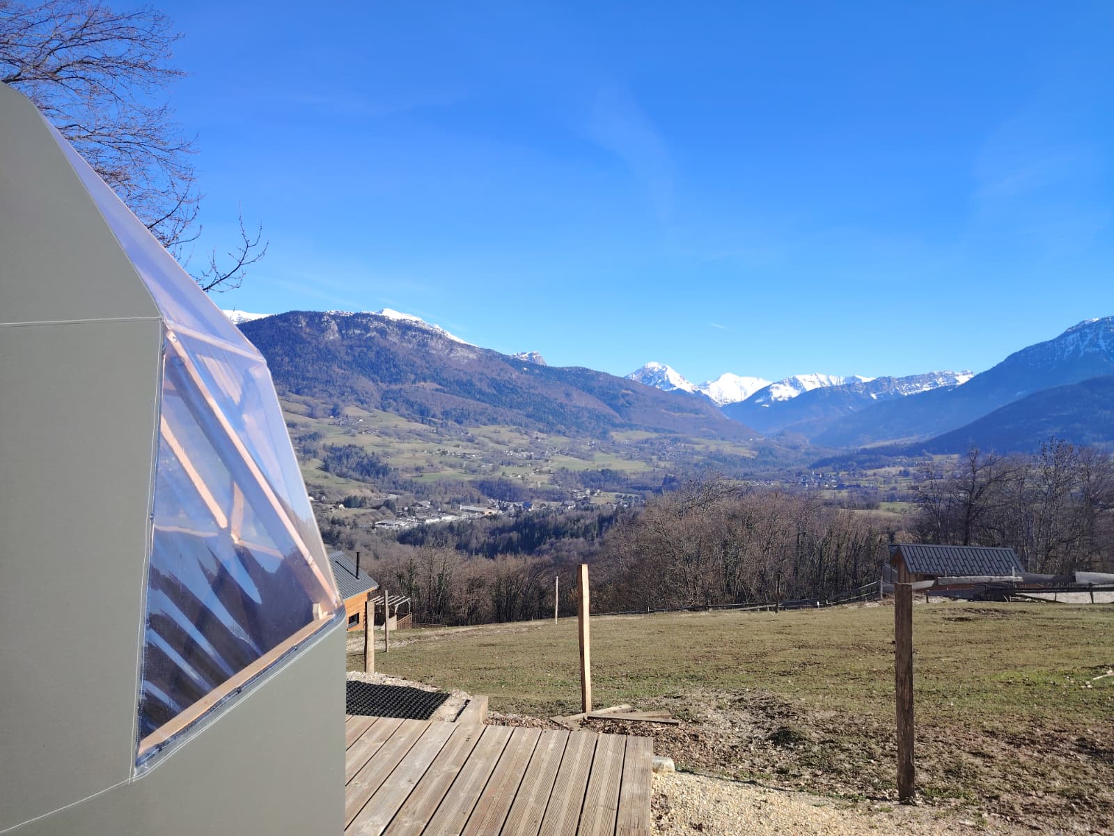 Le Dôme des Bauges — Nuit étoilée avec spa à Savoie à Chambéry — salle de bain