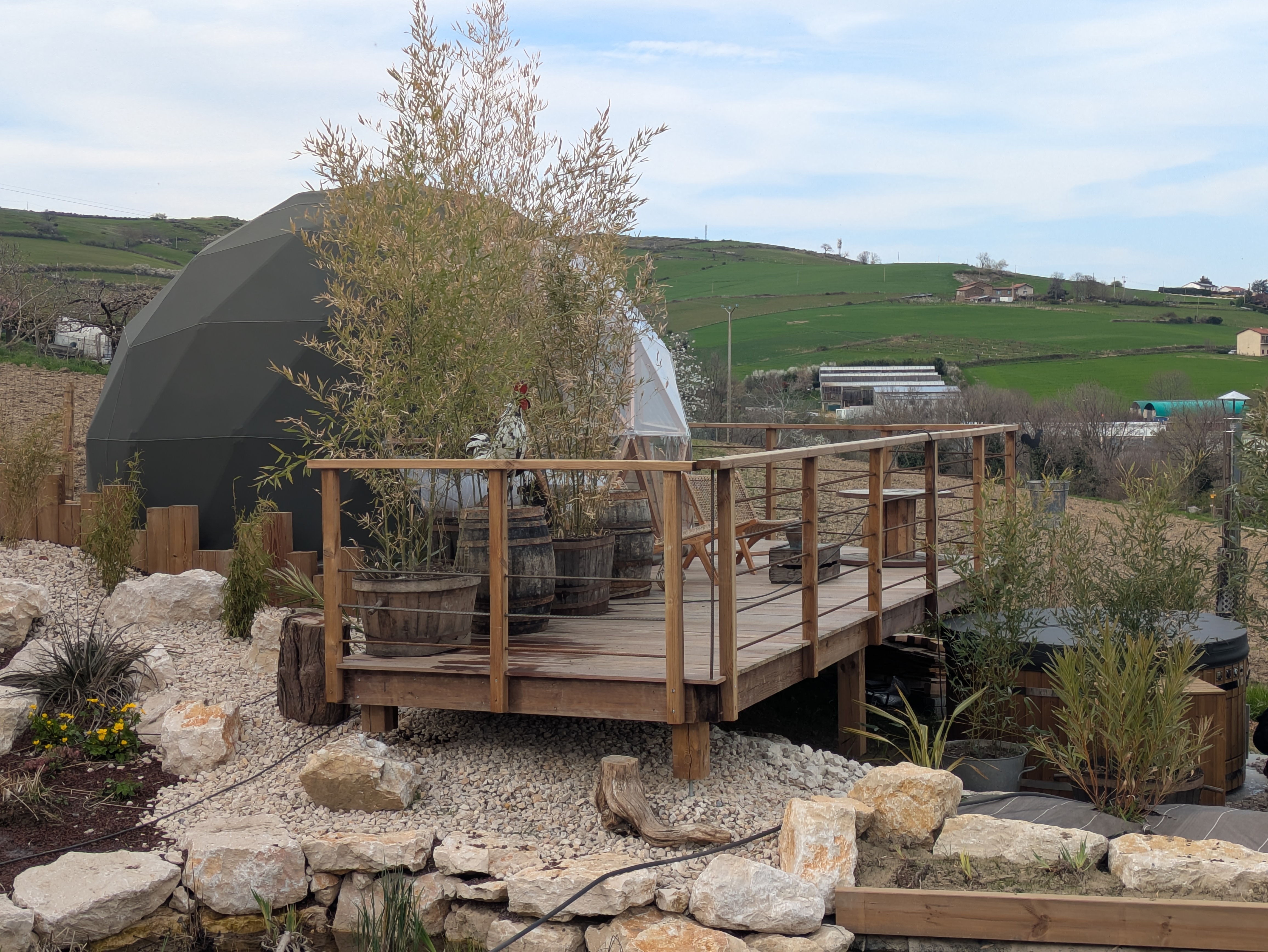 La bulle du coq & Spa — Nuit étoilée en Loire à Saint-Étienne — environnement naturel