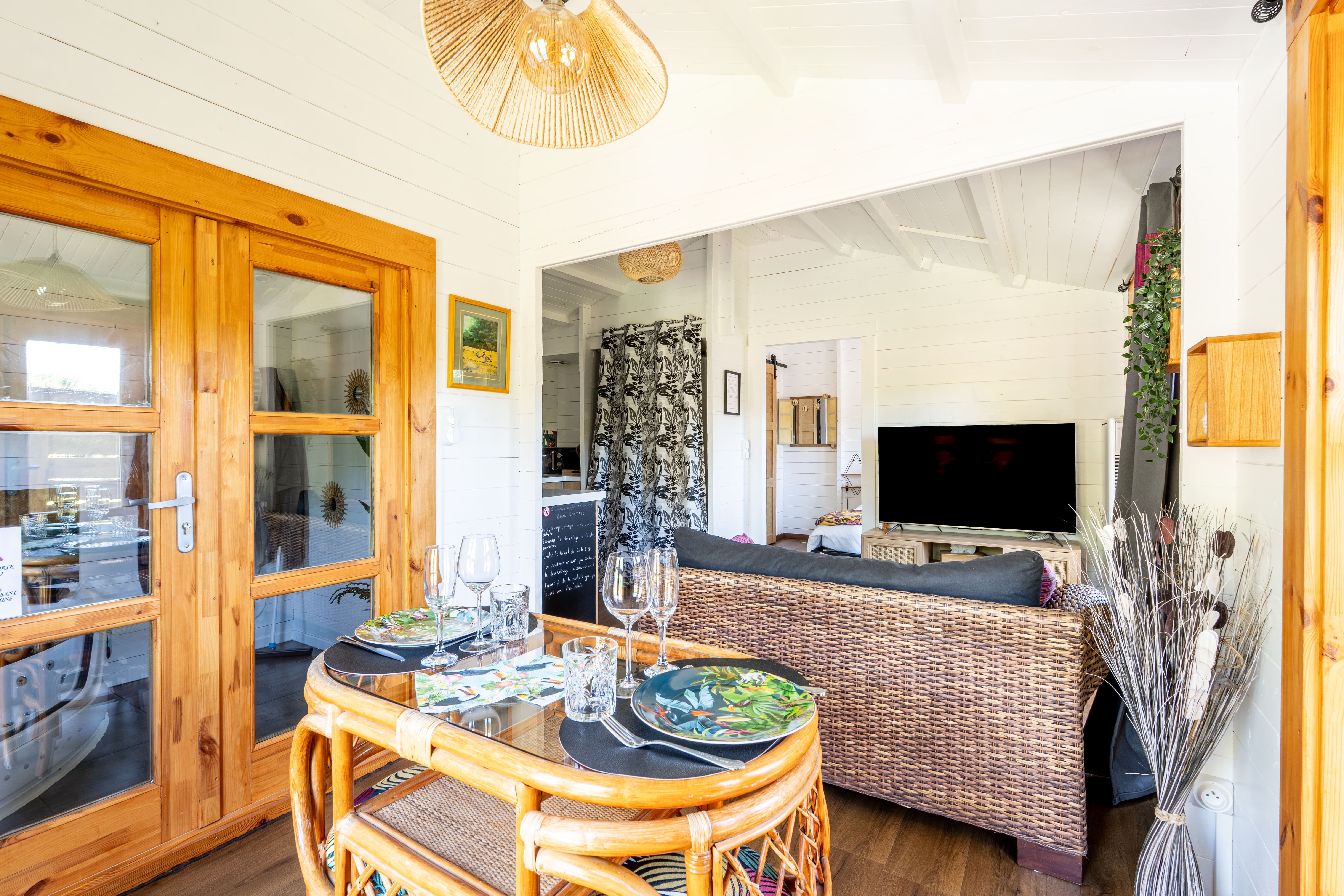 Love Cottage & Balnéo : une évasion bien-être en Vendée à Bois De Céné — espace de vie