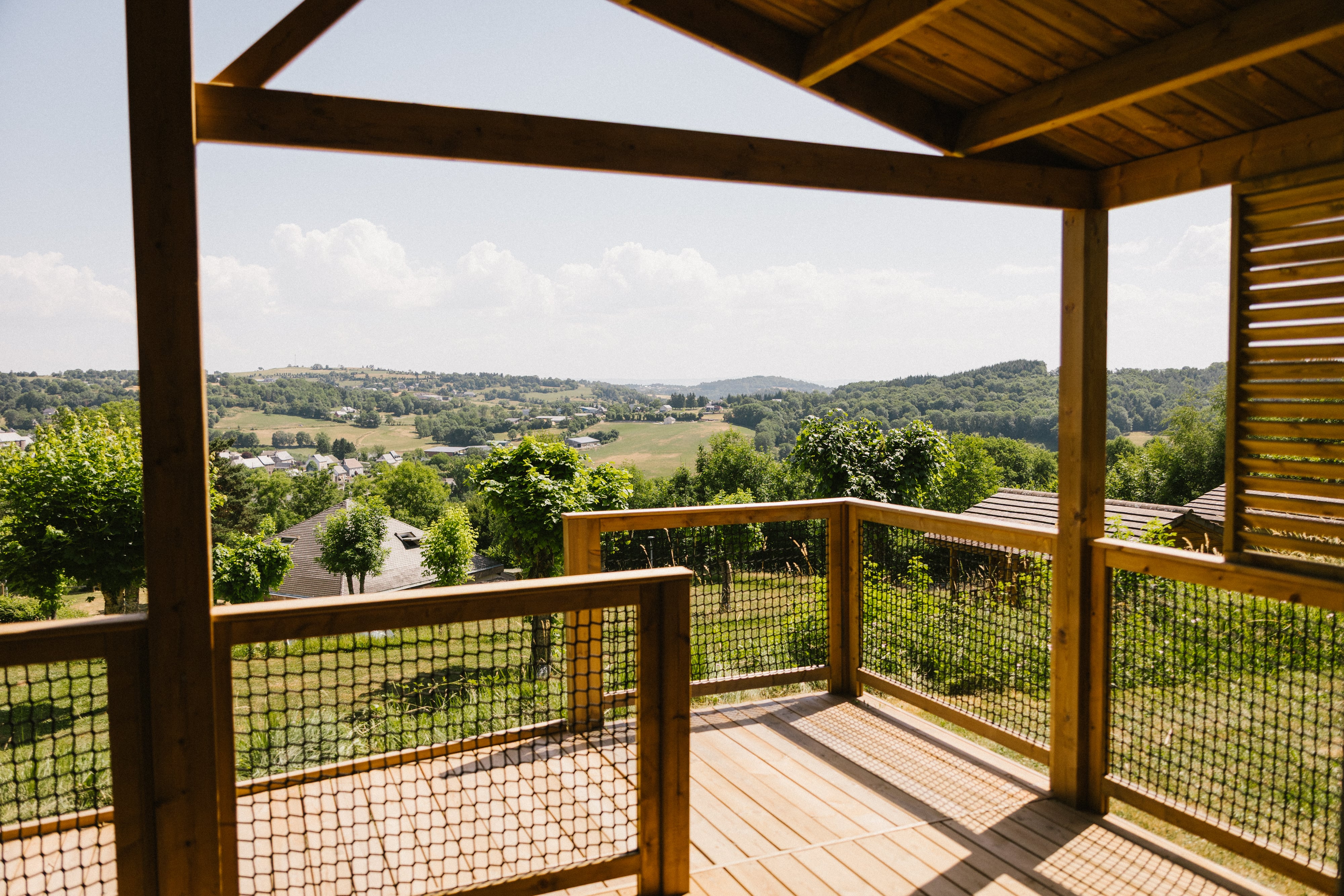 Chalet tout confort Le Cerf : une évasion au cœur de l'Auvergne à Neuveglise-Sur-Truyère — vue intérieure