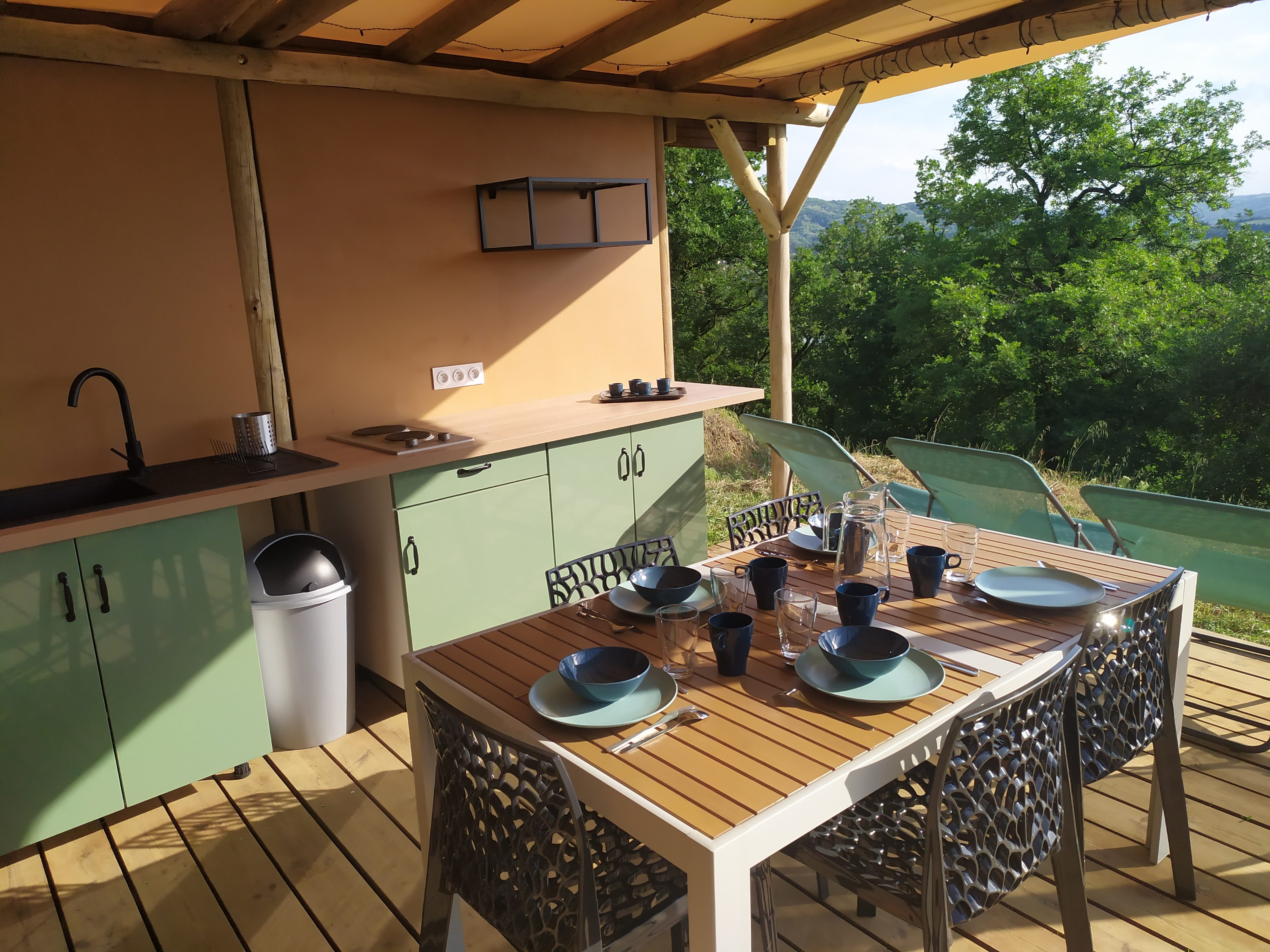 Savannah Lodge : une cabane immersive en Rhône-Alpes à Albon — salle de bain