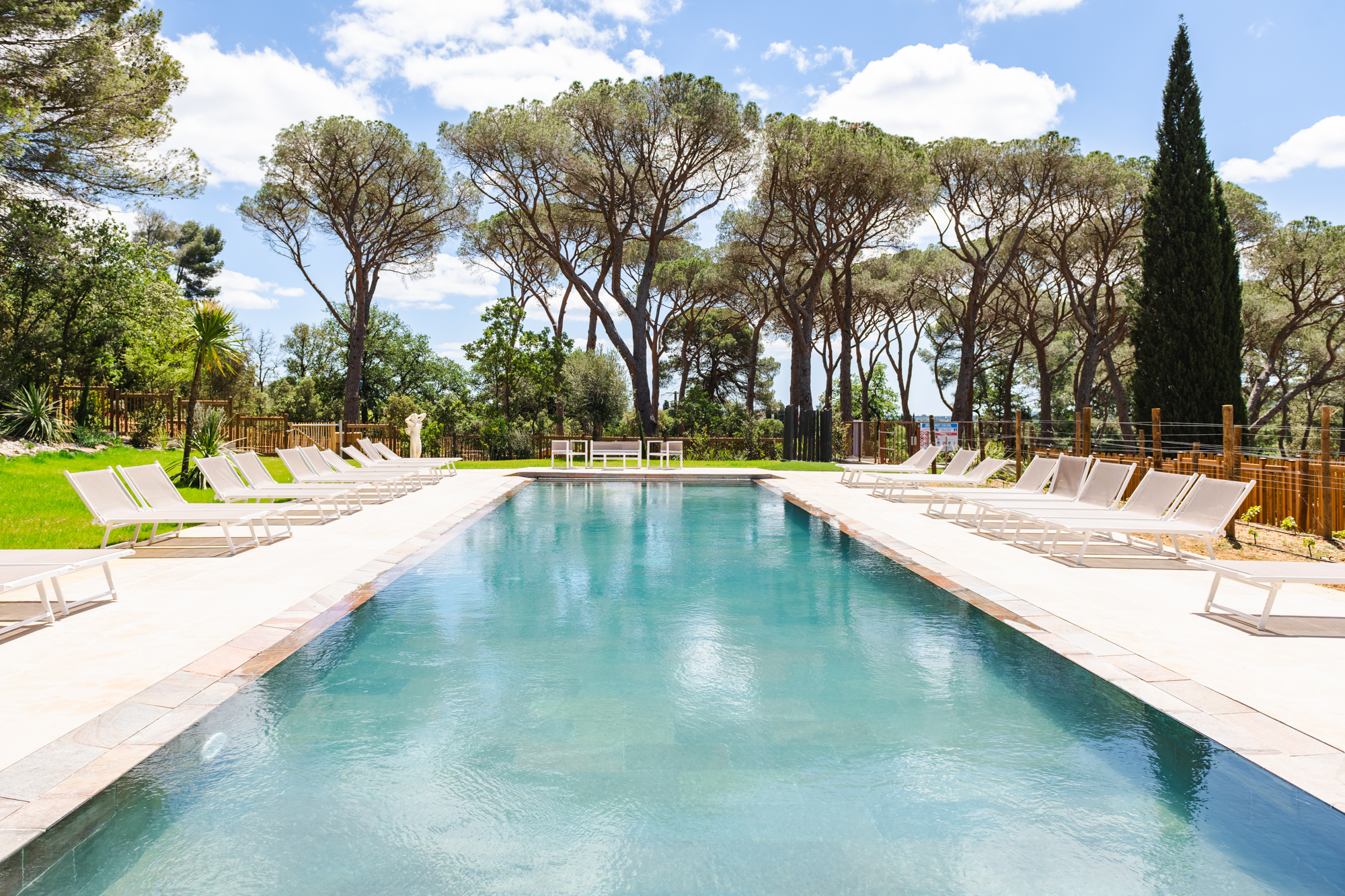 La Tour du Château : un gîte 5 étoiles au cœur de l'Occitanie à Pezenas — détail architectural