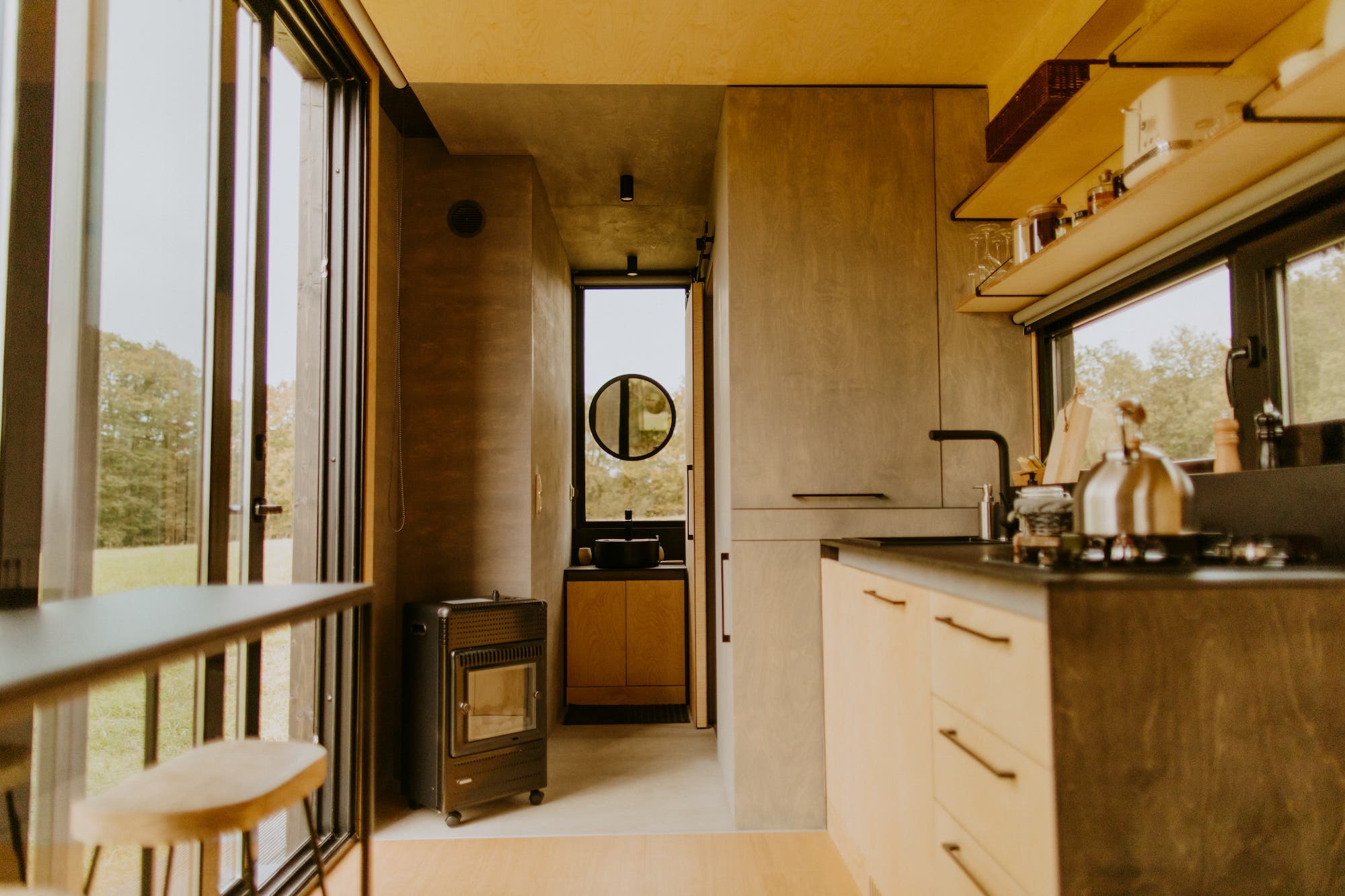 Parcel Tiny House — Évasion nature avec vue sur l'étang en Yonne à Auxerre — salle de bain