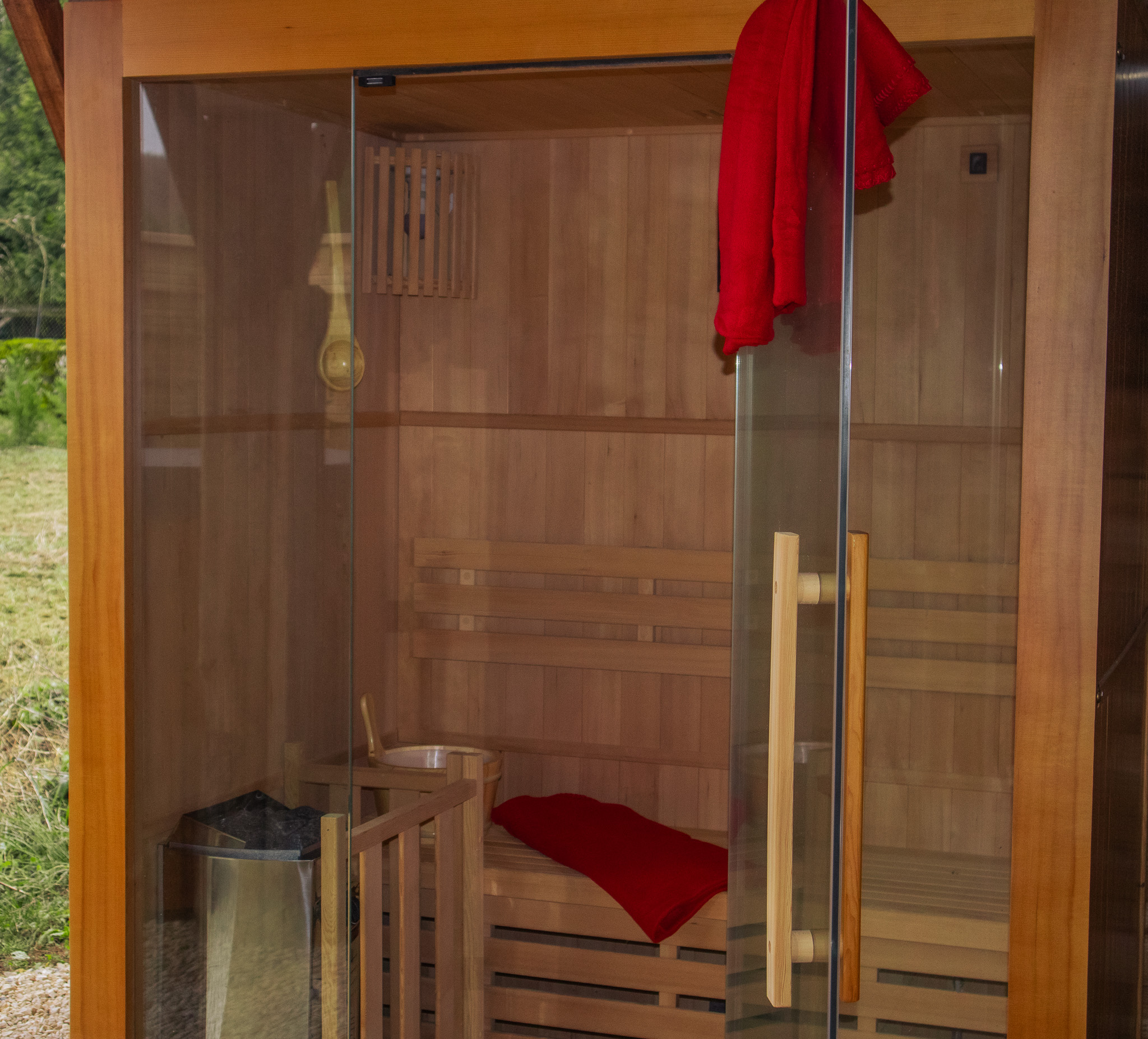 Chalet crémant & Sauna — Cabane avec Bain nordique à Côte-d'Or à Moloy — espace de vie