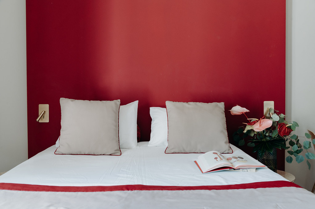 Chambre double classique — Séjour apaisant avec spa à Biar (Hérault) à Biar — détail architectural