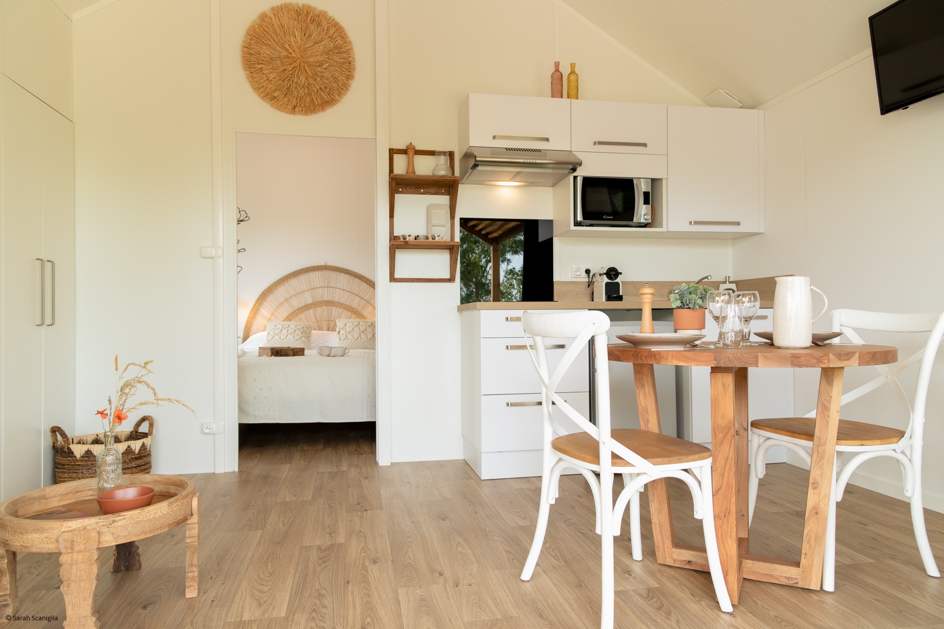 Lodge PMR et Spa Bohème : un refuge enchanteur en Vendée à Vairé — détail architectural