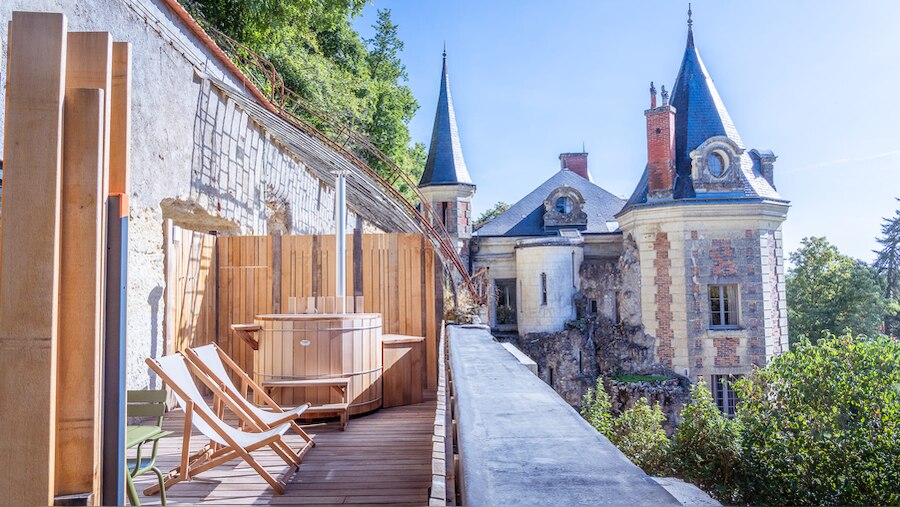 Suite Prestige Terrasse — Château avec sauna & bain nordique à Indre-et-Loire à Tours — vue intérieure