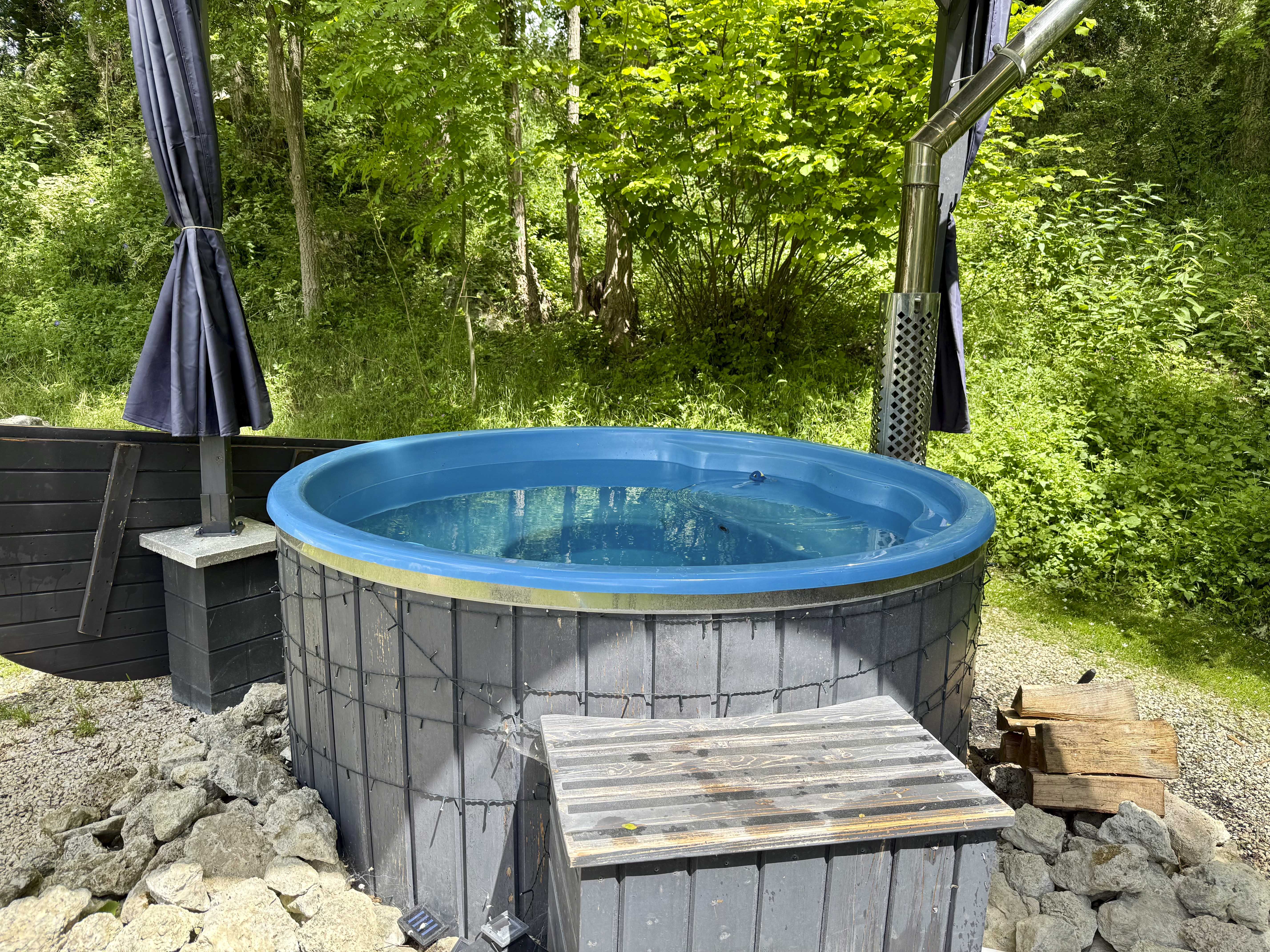 Un dôme enchanteur au cœur de l'Auvergne à Cesset — espace de vie