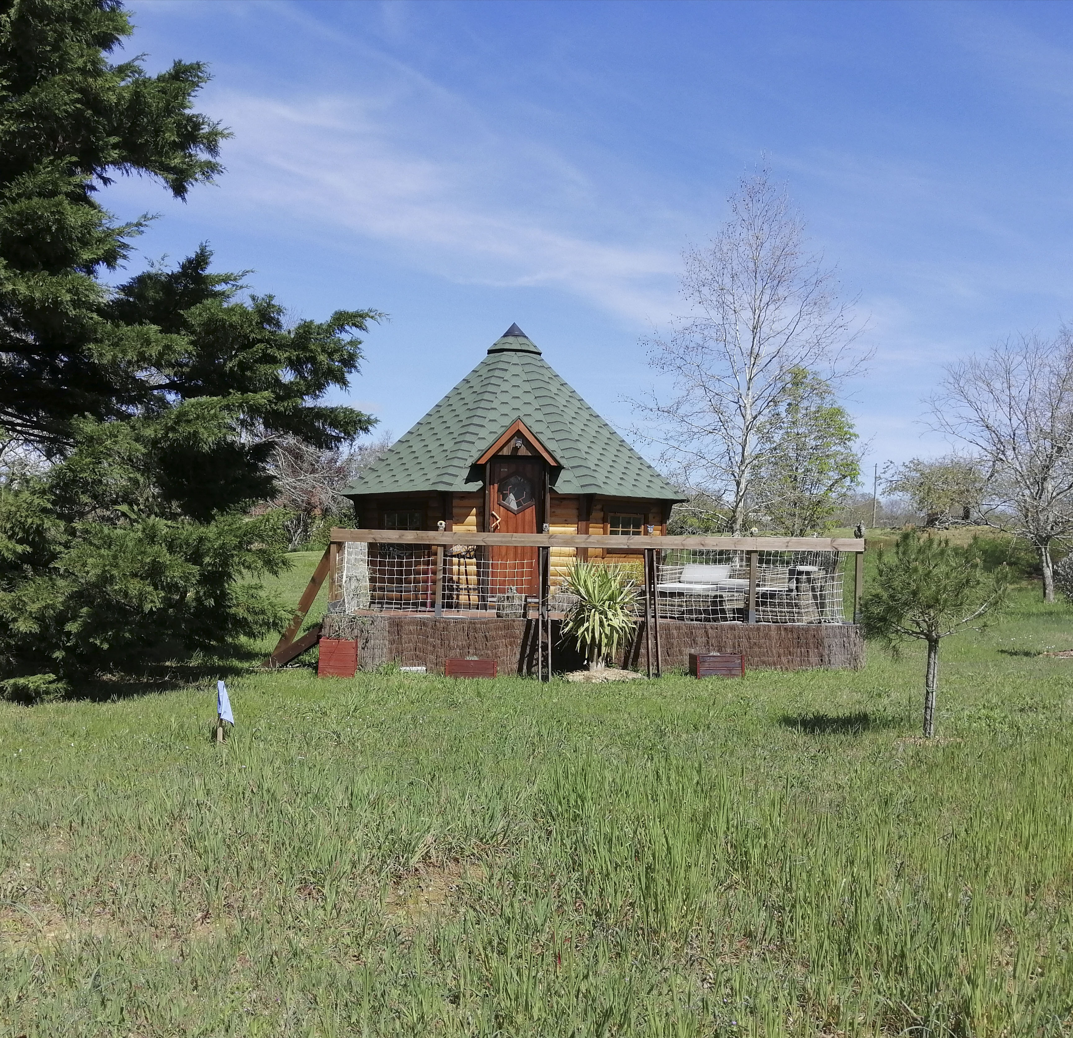 Kota - A l'abri des cyprès — Séjour insolite avec spa à Gers à Riguepeu — salle de bain