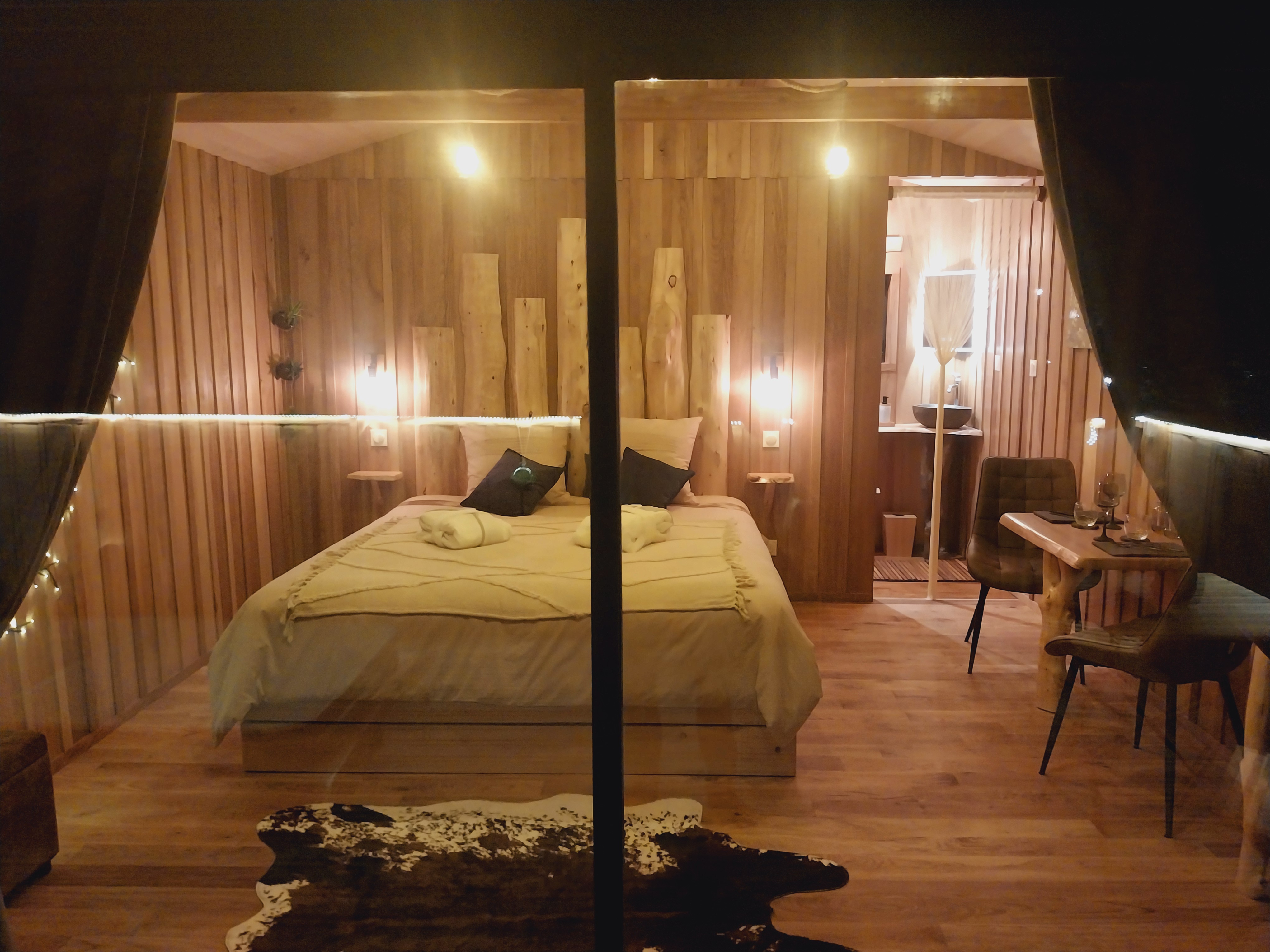 L'Entre2rêves — Cabane avec spa privatif en Charente-Maritime à Pessines — vue intérieure