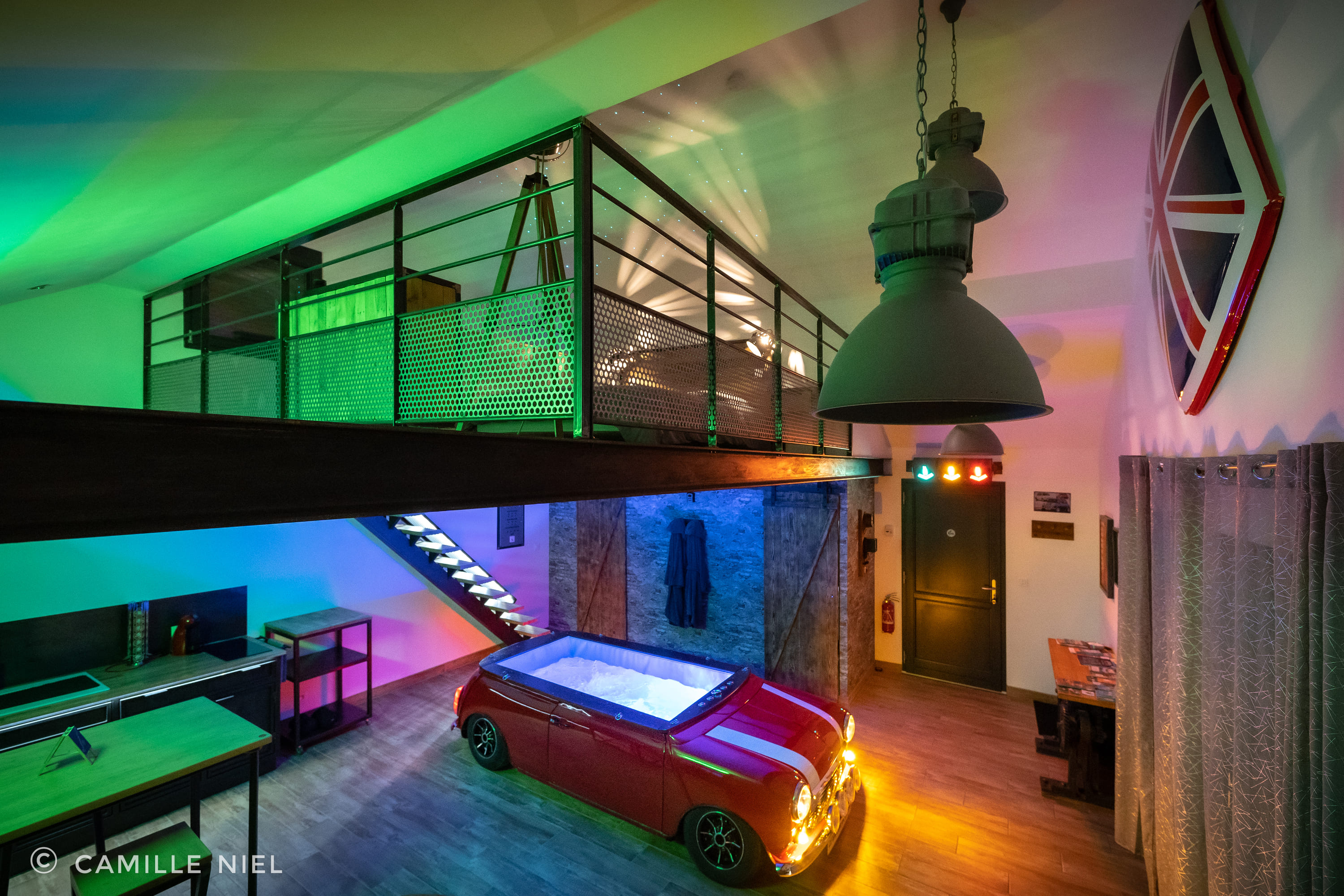 Le Garage de Sophie — Hébergement avec Spa à Savoie à Aiguebelette-le-Lac — vue intérieure