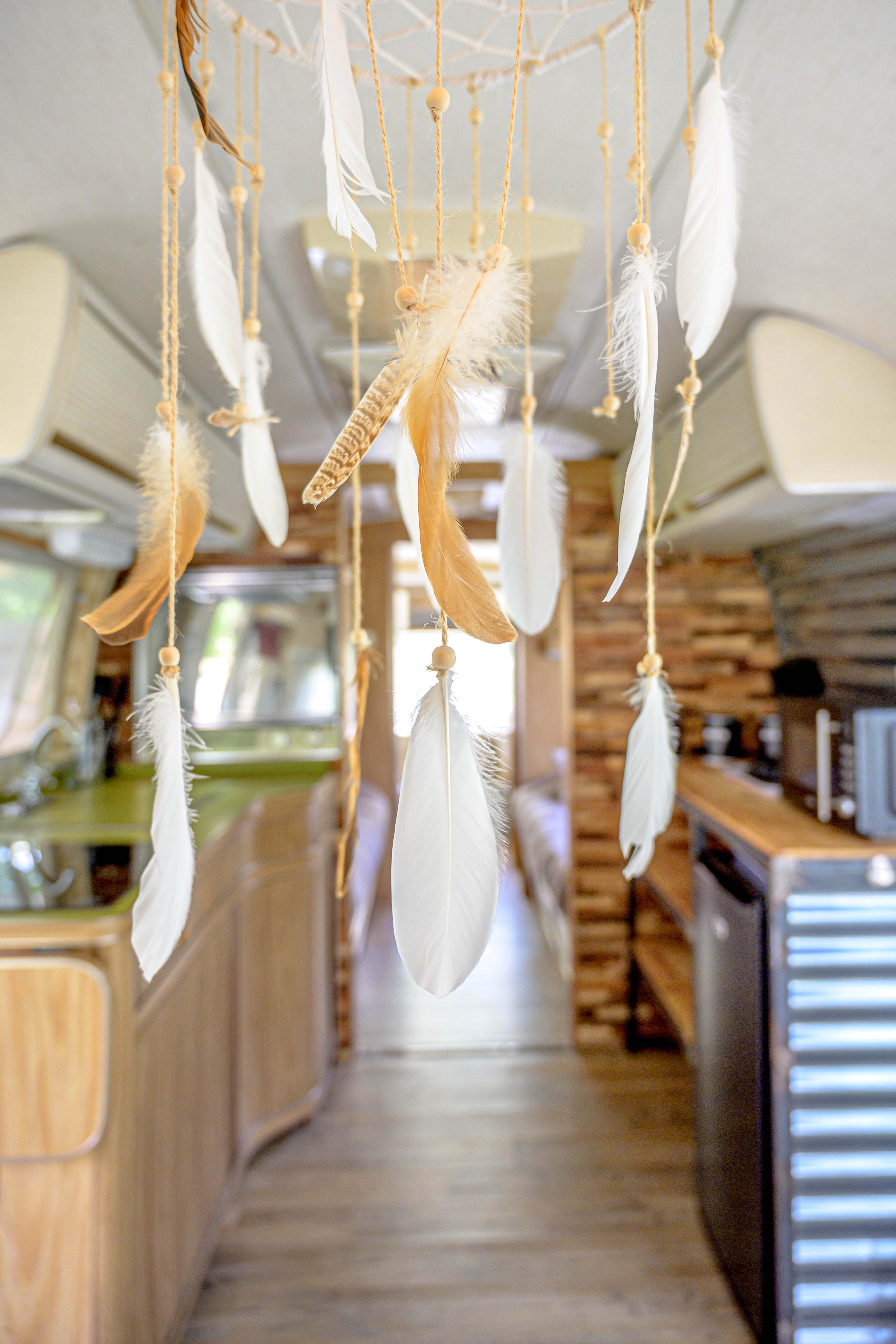 Caravane Airstream & SPA — Nuit cocooning à Hauterives (Drôme) à Hauterives — chambre
