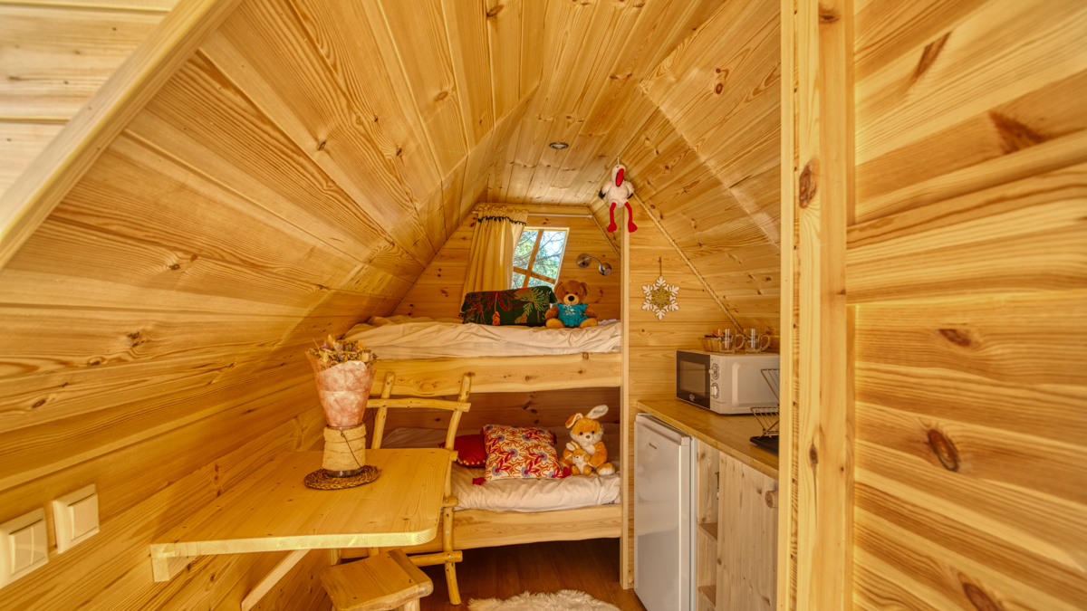 La Cabane Enchantée — Cabane avec spa à Aude à Bizanet — environnement naturel