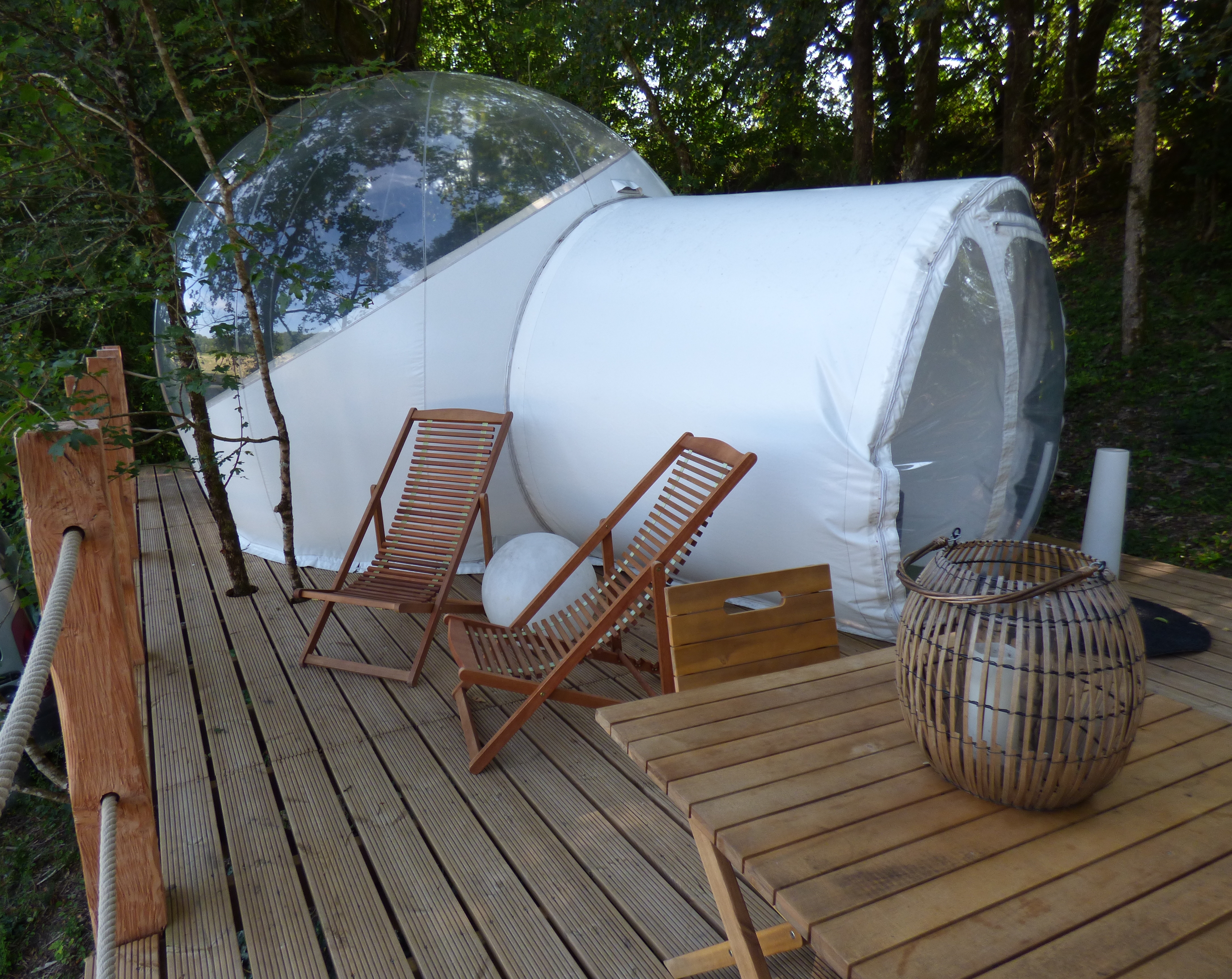 CaBulle Spa Le Grain — Bulle avec spa à Gironde à Bruges — vue depuis la terrasse