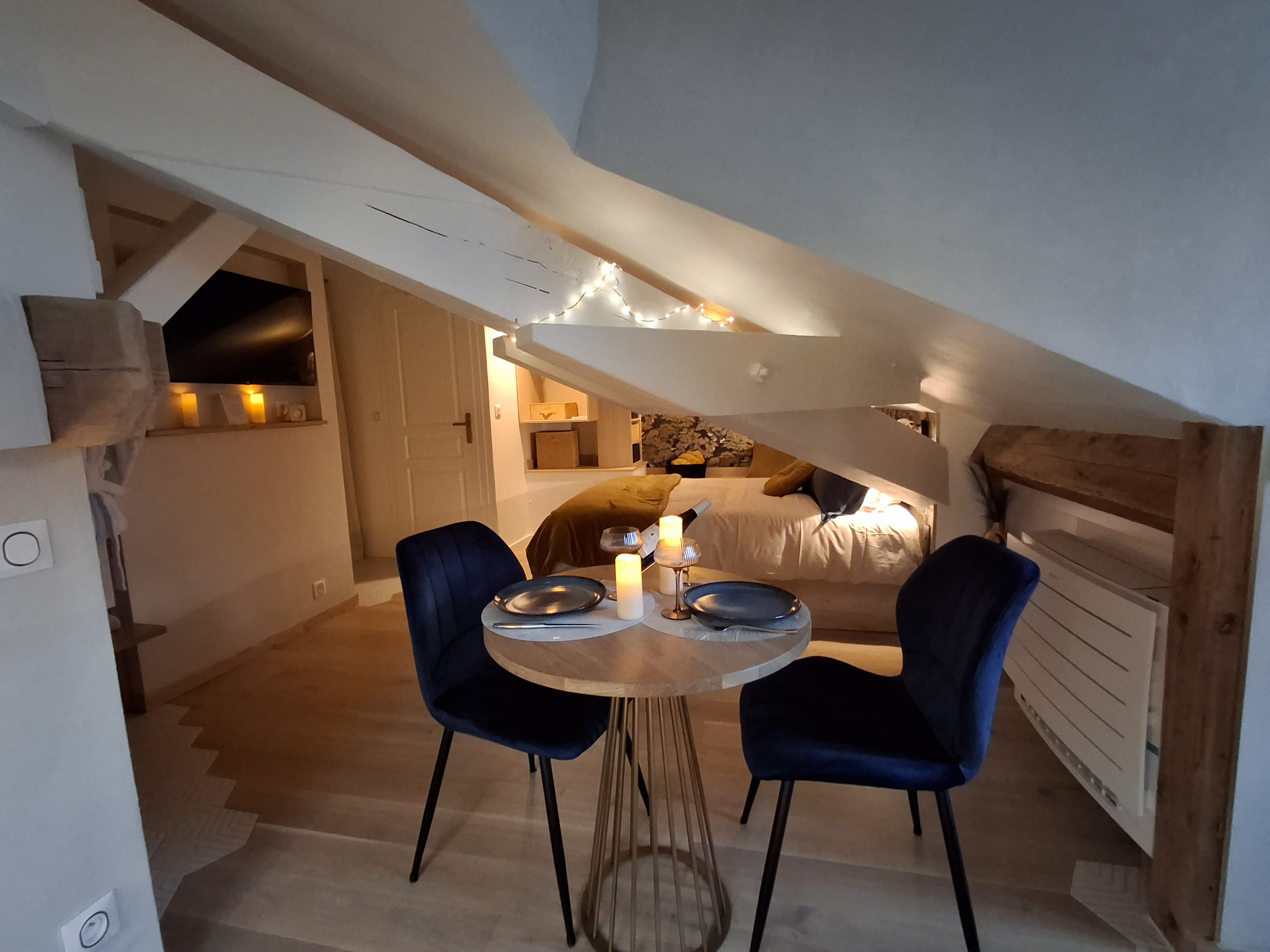 Le 182 - Splendide Hotel — Studio avec spa à Savoie à Chambéry — vue intérieure