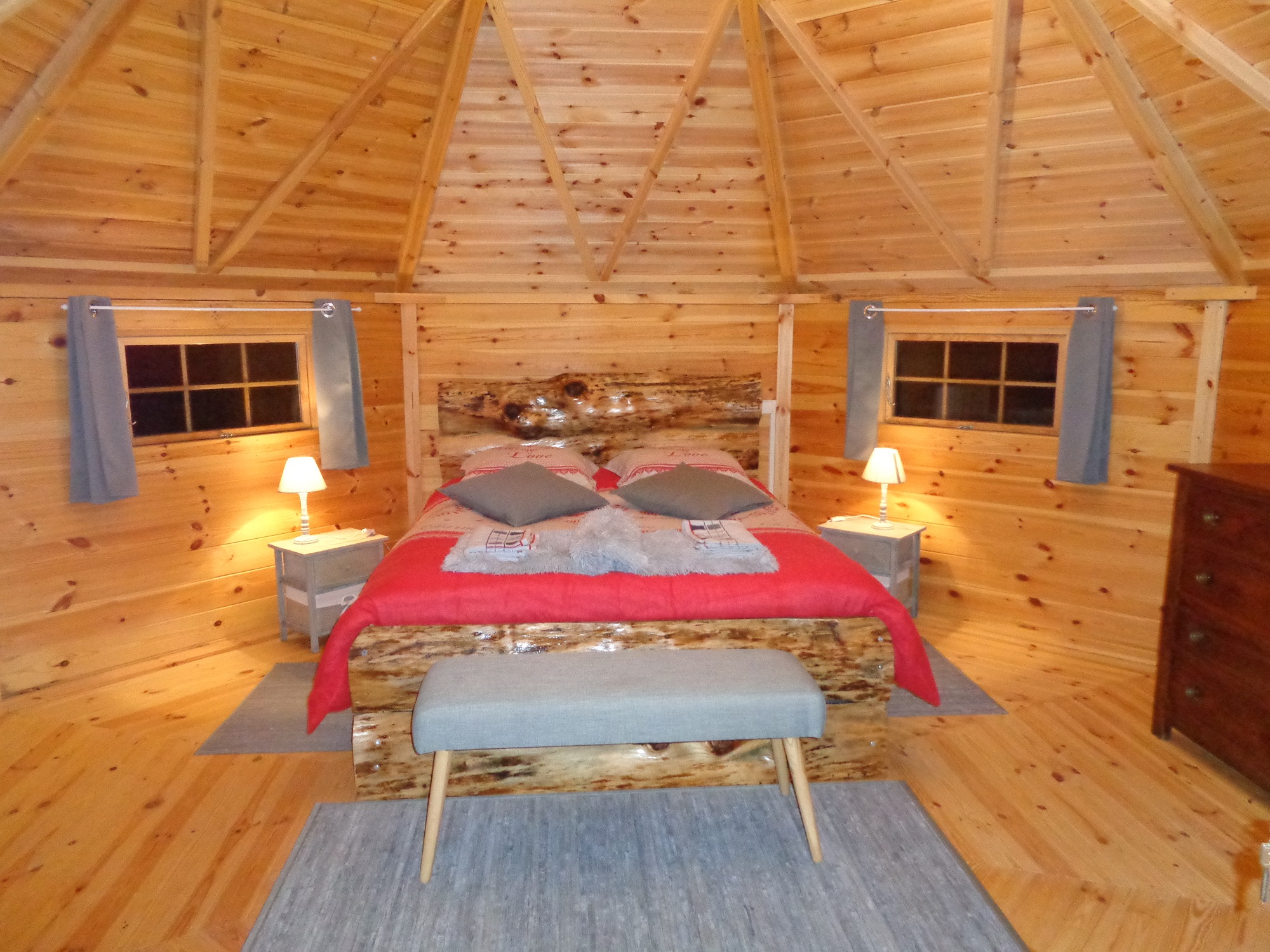 Kota Tribu Loisirs & Spa : une évasion sensorielle en Bretagne à Pleumeur Bodou — vue intérieure