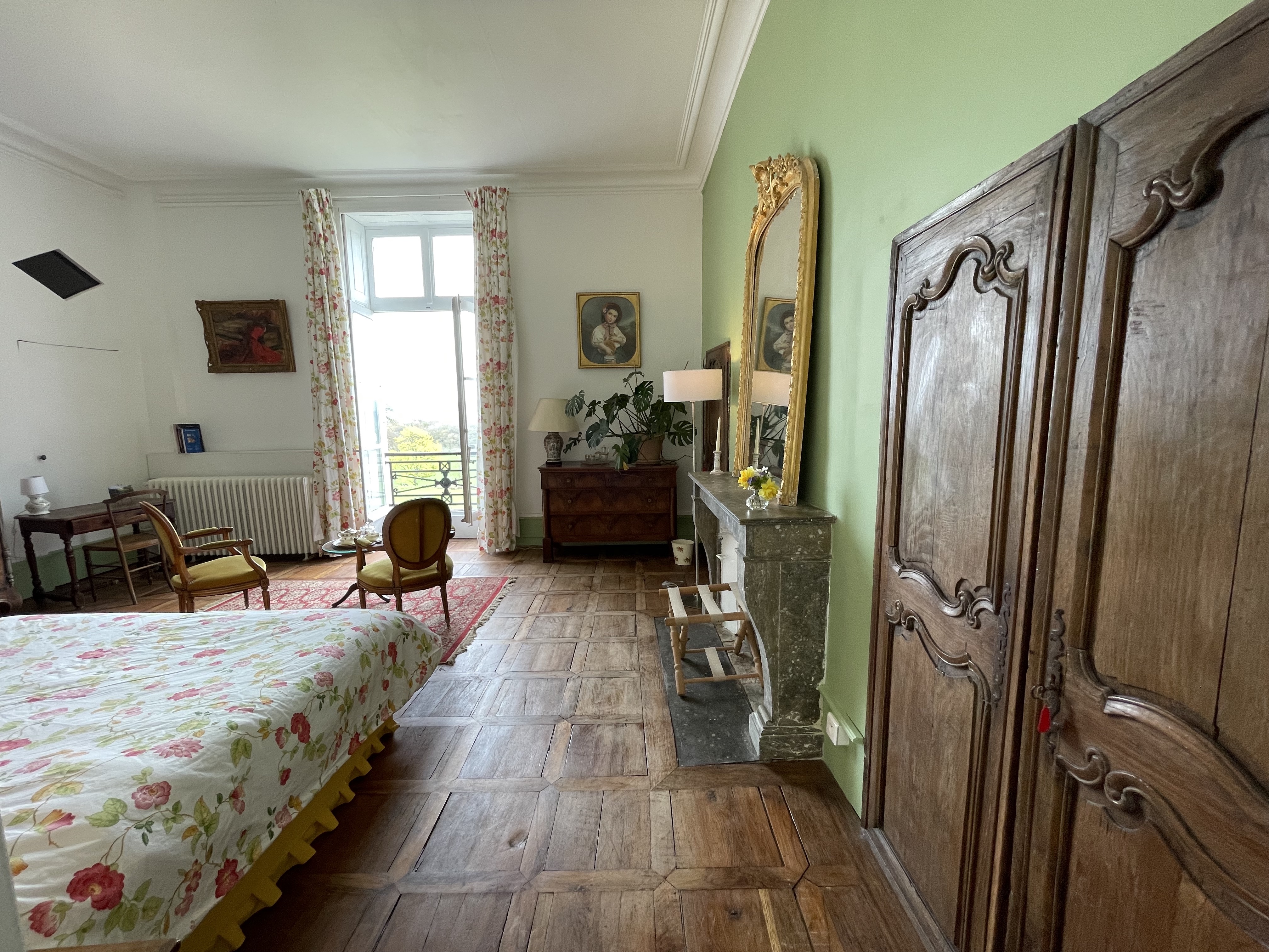 Chambre Douglas : une évasion sensorielle en Bourgogne à Étang-Sur-Arroux — vue depuis la terrasse