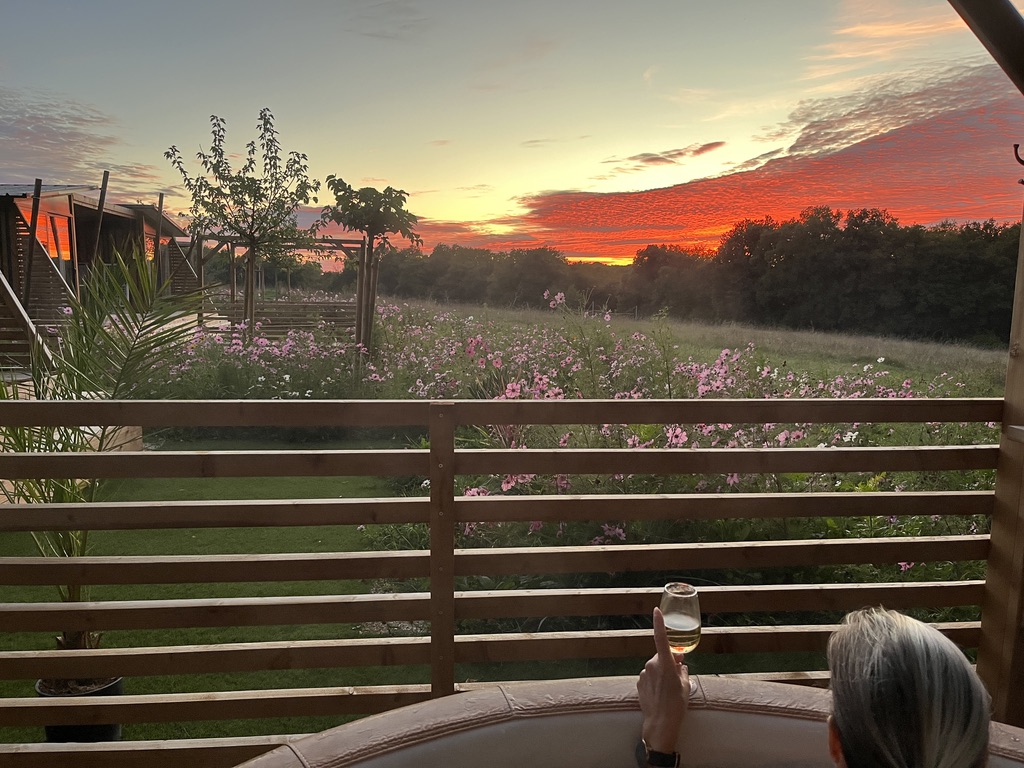 Cottage Lodge SPA — Chalet avec spa privatif à Indre-et-Loire