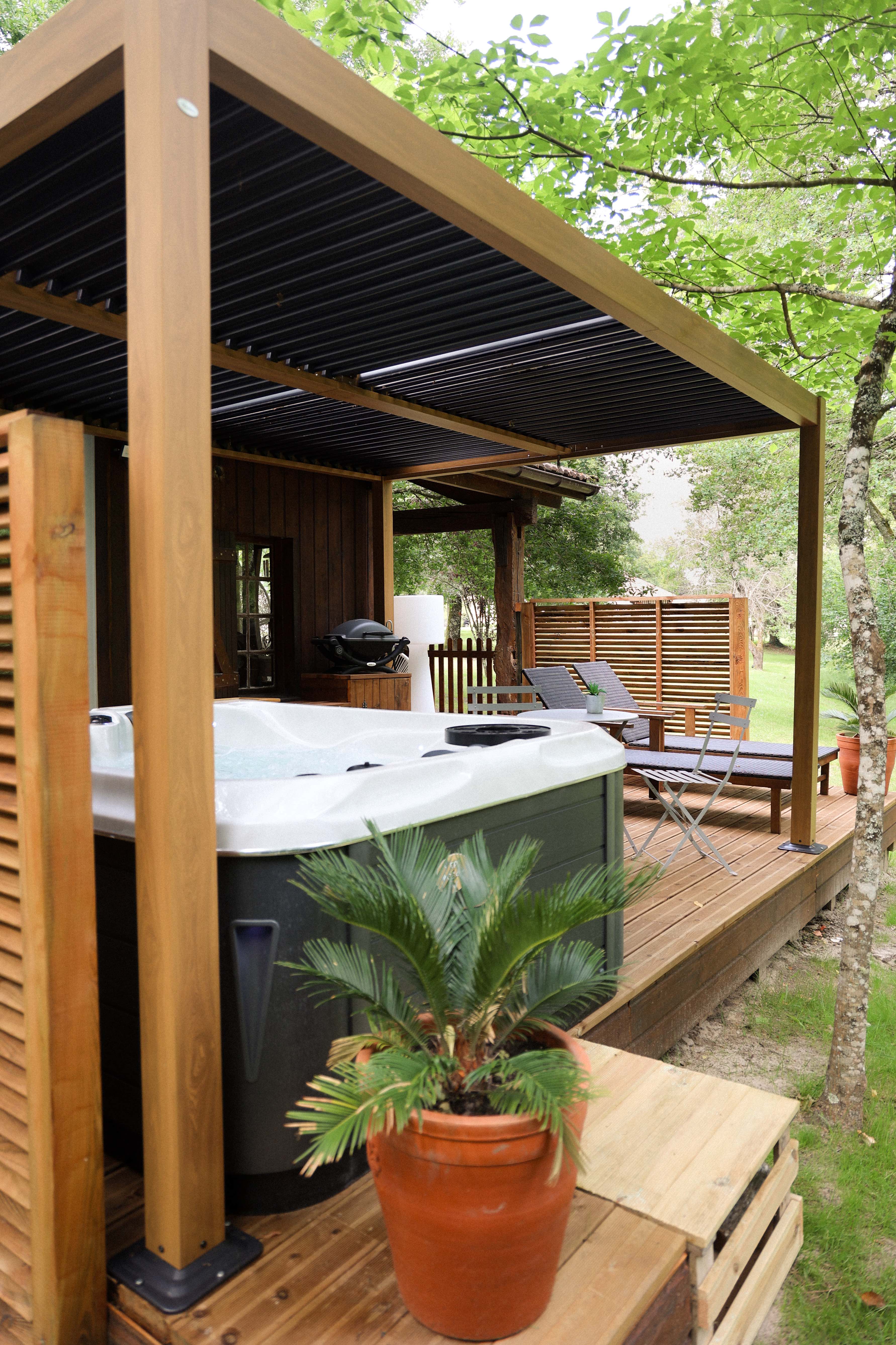 Chalet Romantique & Spa — Évasion bien-être en Gironde à Marions — cuisine