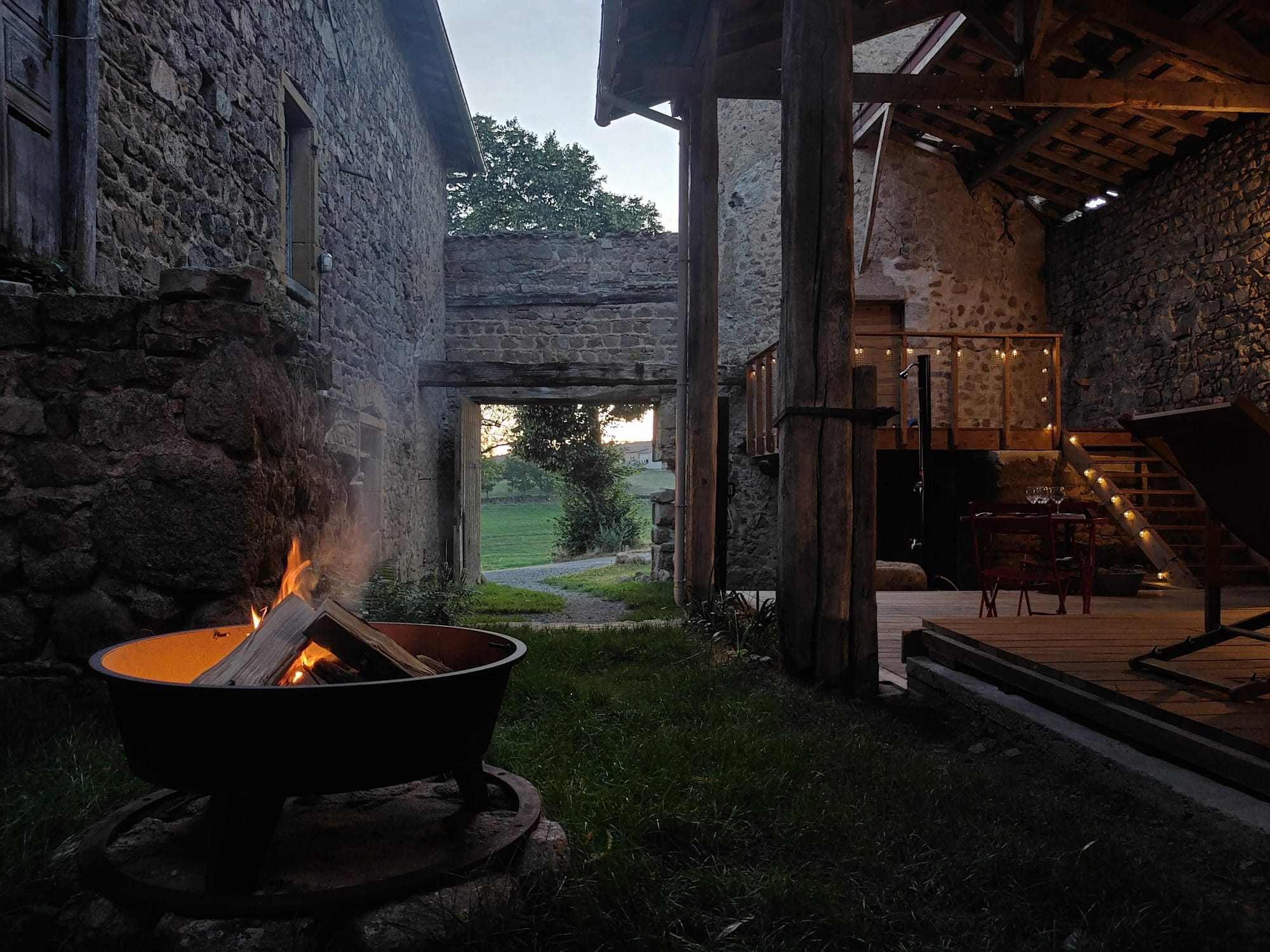 La Tour du Canet & Spa : une escapade romantique au cœur des Alpes à Longessaigne — vue depuis la terrasse