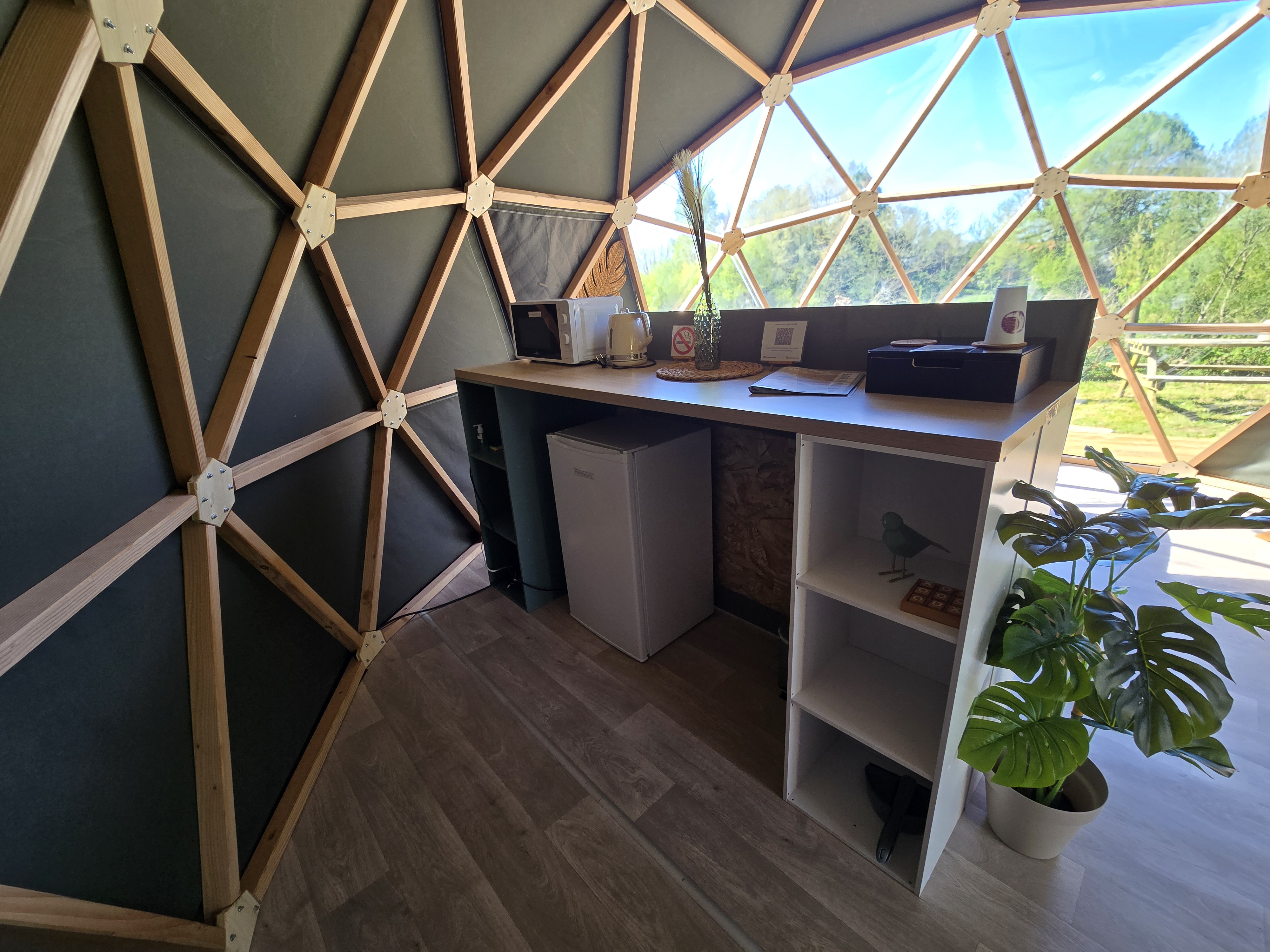 Dôme spa Cassiopée — Nuit insolite avec spa à Landes à Labenne — détail architectural