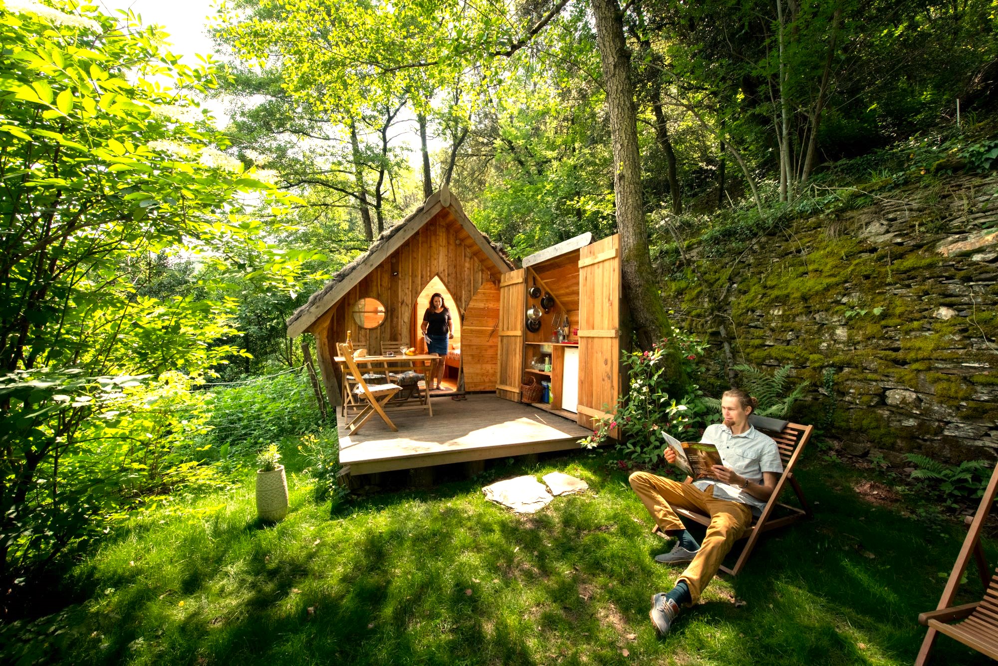 Cabane châtaigne Coutinelle perchée sur terrasse Cévenole — Cabane à Peyremale
