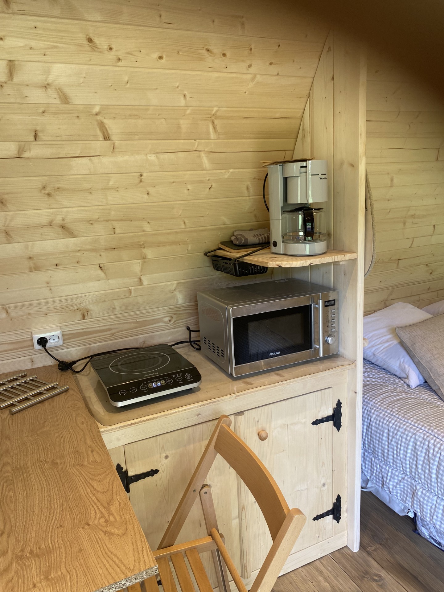 Cimes étoilées — Pod avec vue sur les étoiles en Lozère à Mende — chambre