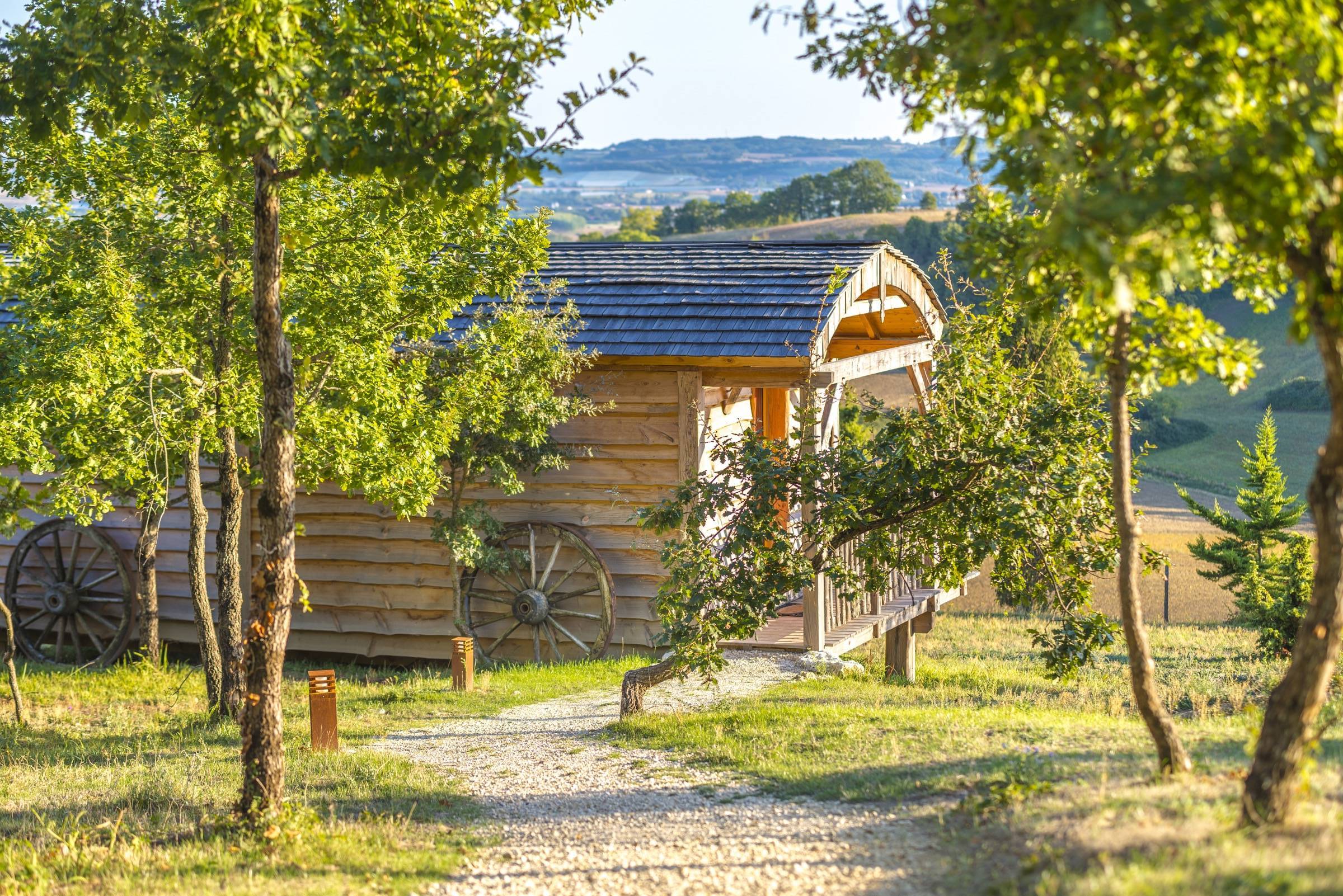 Cabane Spa des Daims : une évasion suspendue en Aquitaine à Clairac — cuisine