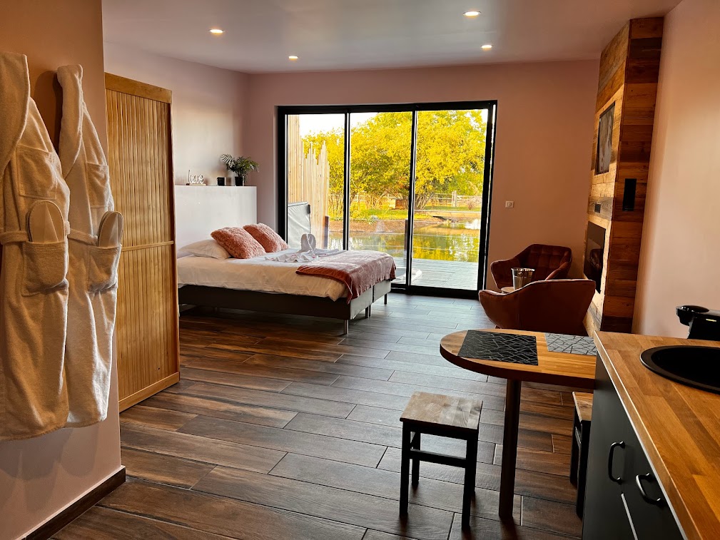 LE REFUGE — Cabane avec spa à Wambrechies (Nord) à Wambrechies — détail architectural