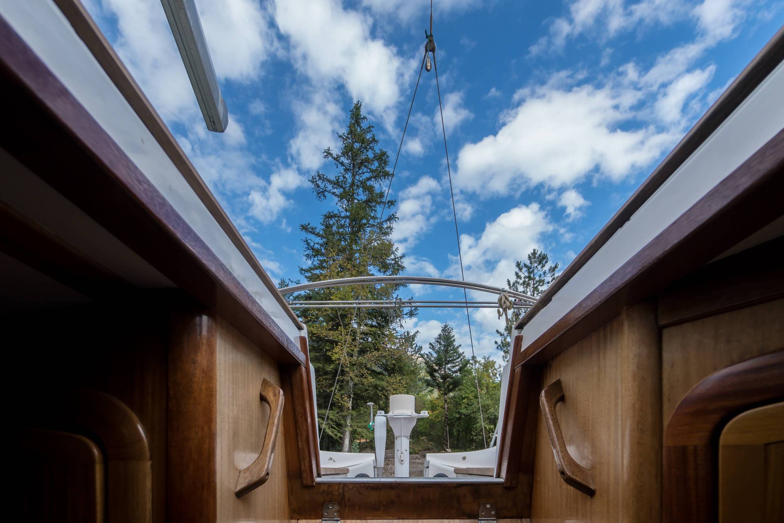 Photo 5/9 — Bateau « Le Voilier & Spa : une expérience flottante en Provence » à Saint Pierre D’Argençon Hautes-Alpes