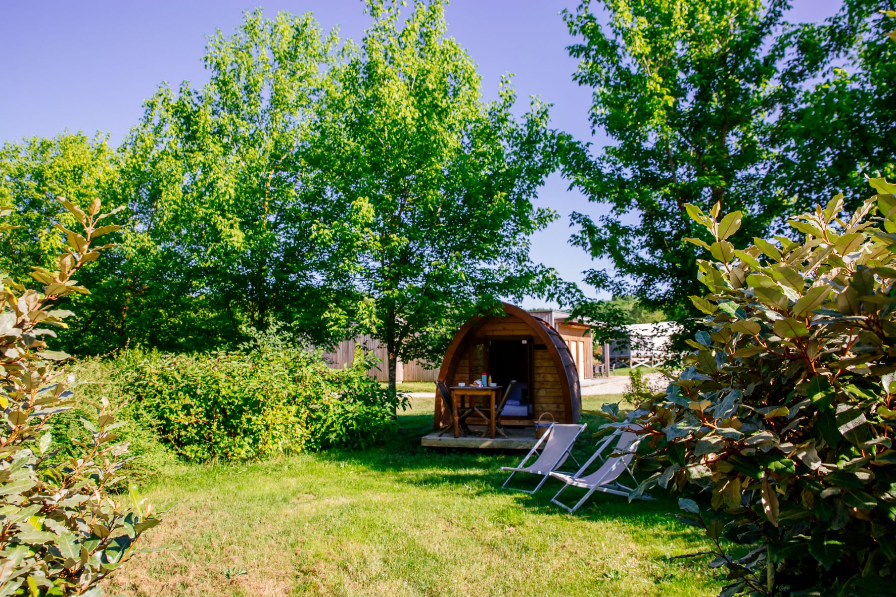 Un pod enchanteur au cœur de l'Aquitaine à Le Nizan — espace de vie