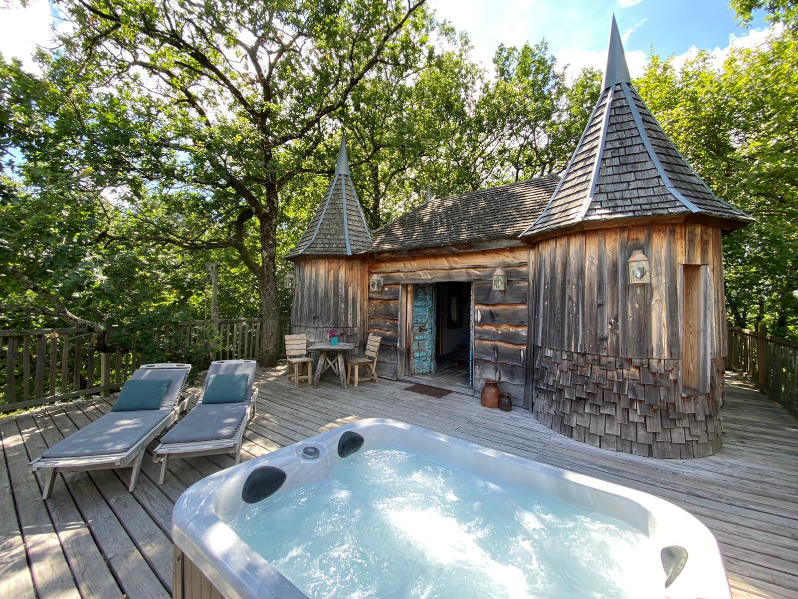 Cabane Château Monbazillac & Spa : une expérience en hauteur à Beaumontois En Perigord — cuisine