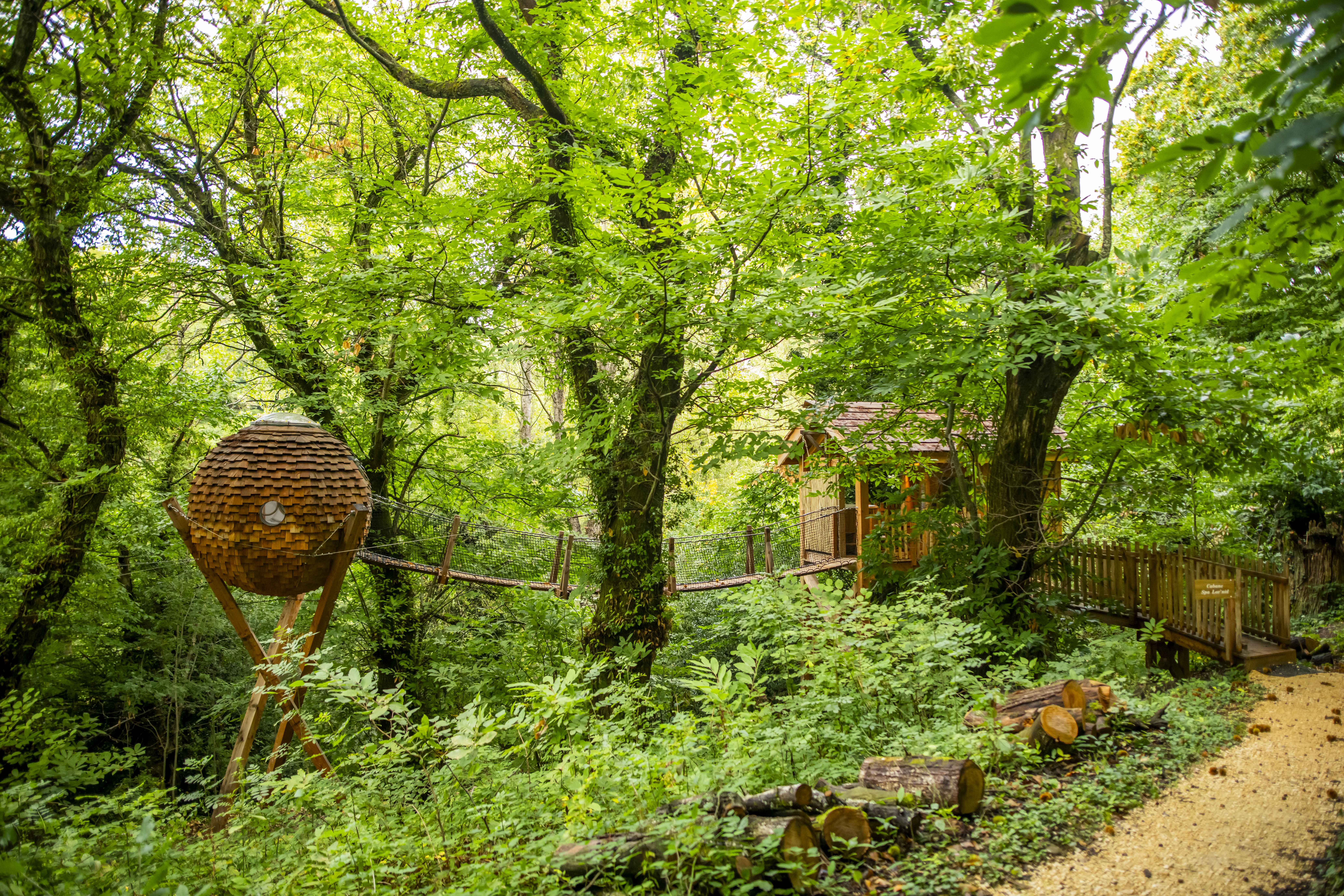 Évasion dans une cabane SPA Lov'nid en Rhône-Alpes — Cabane à Gillonnay