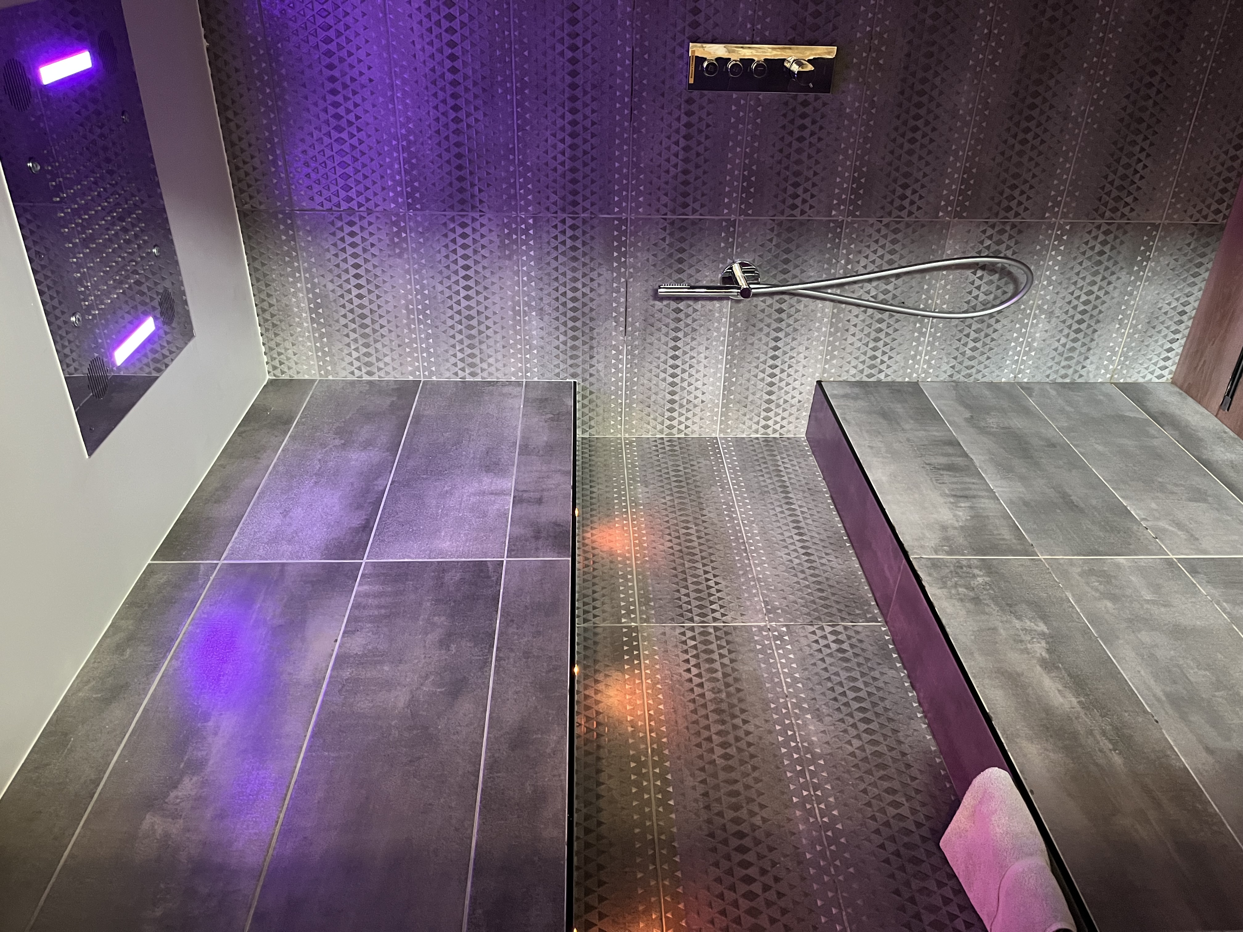 Harmonie Gîte&Spa — Maison insolite avec spa à Dinard (Côtes-d'Armor) à Dinard — chambre