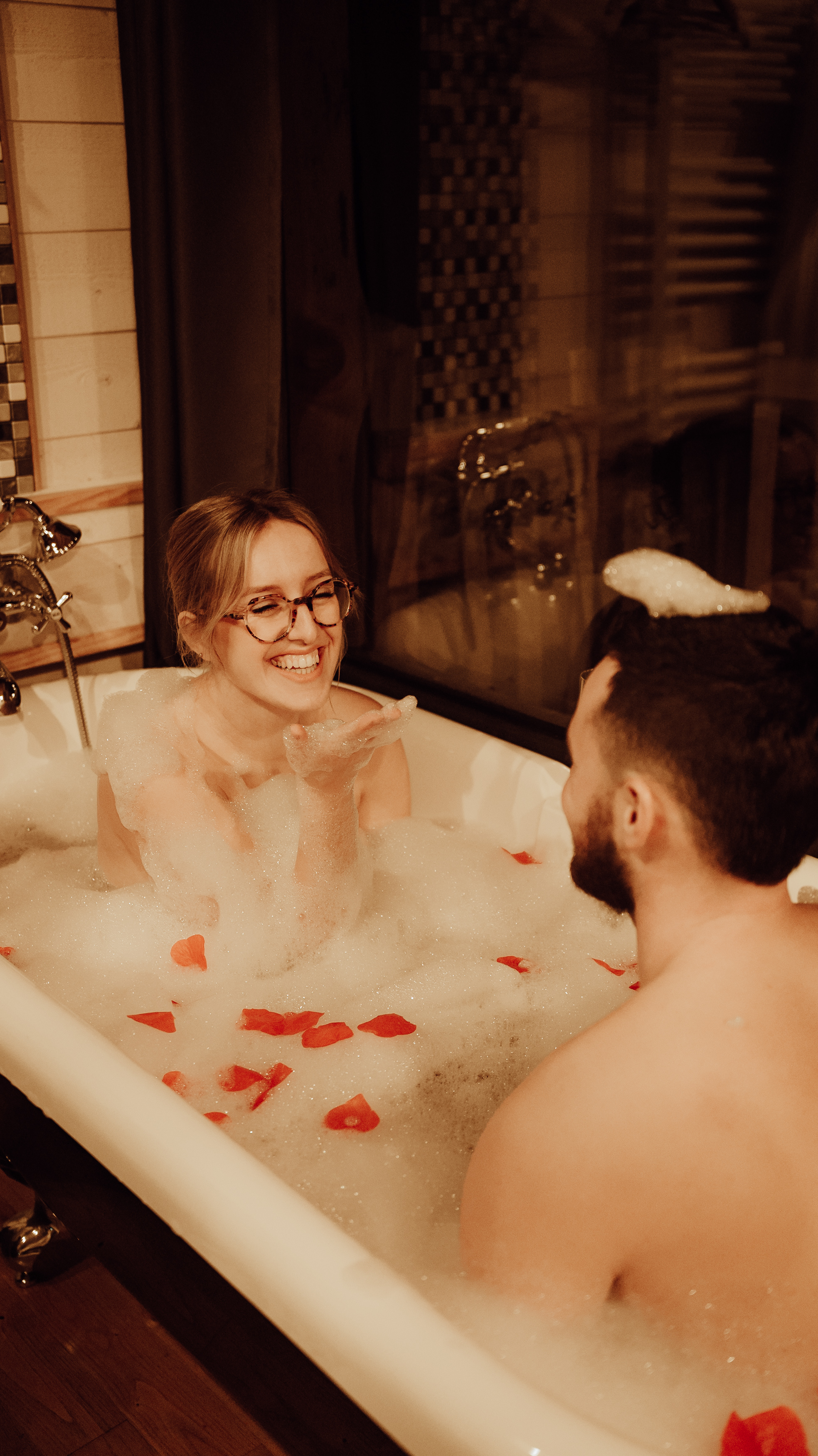 Cabane Spa Vintage Prestige — Nuit perchée avec jacuzzi à Lot-et-Garonne à Agen — vue intérieure