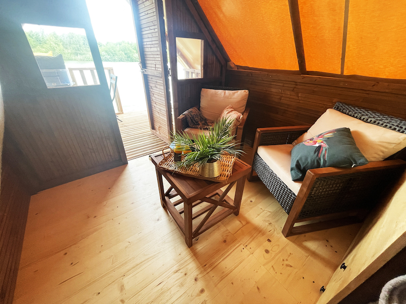 Cabane sur l'eau : une évasion romantique en Île-de-France à Gravon — espace de vie