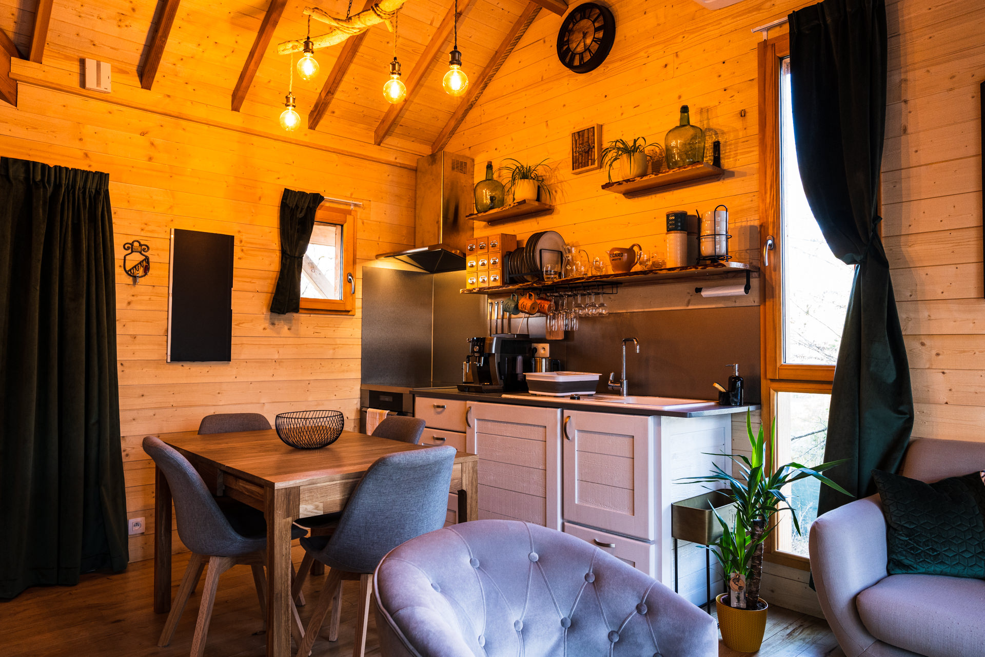 Cabane Petit Bois : une expérience immersive en pleine nature à Boismorand — détail architectural