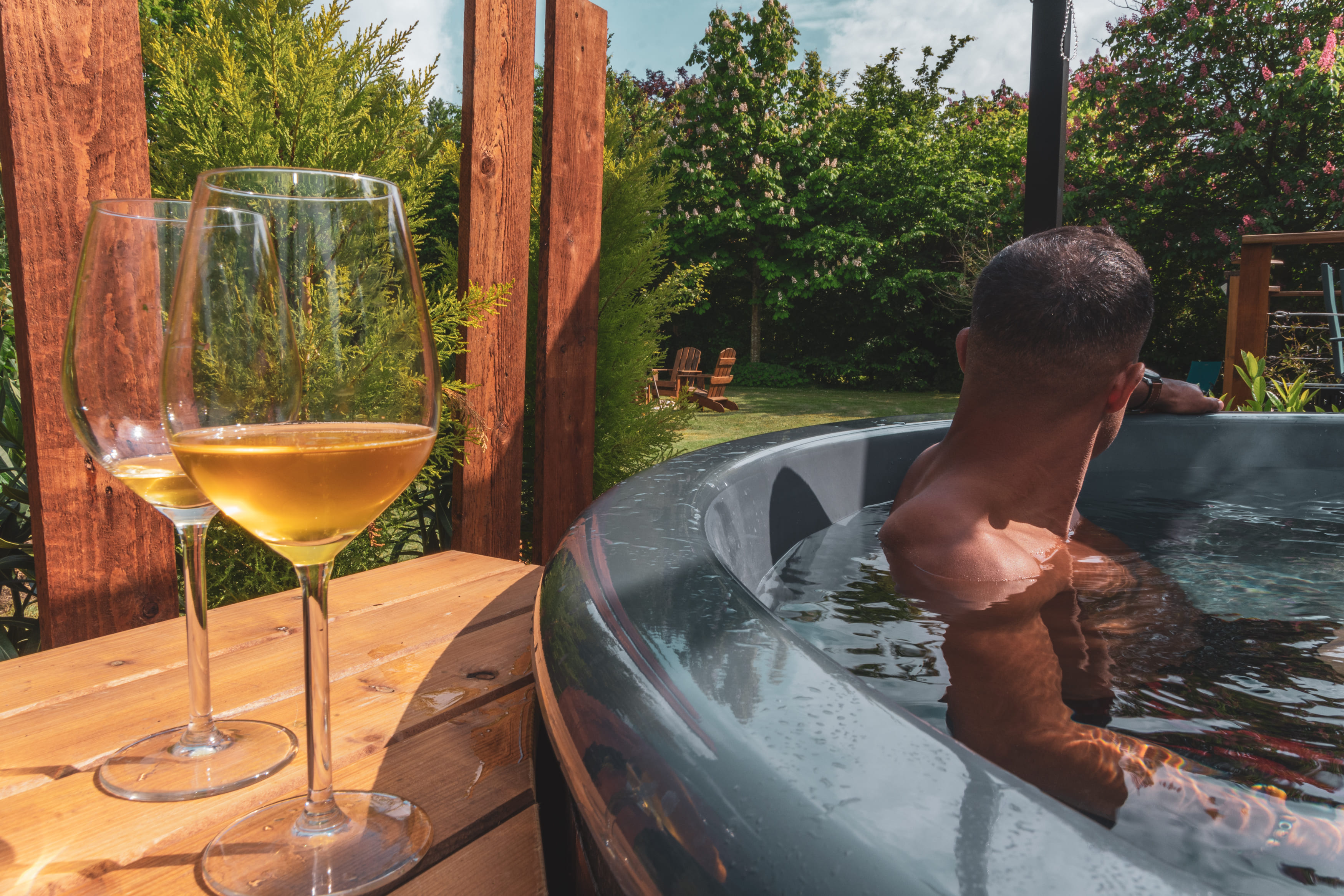 La Tiny House & SPA du Lutin Many — Séjour insolite en Haute-Normandie à Graveron-Sémerville — salle de bain