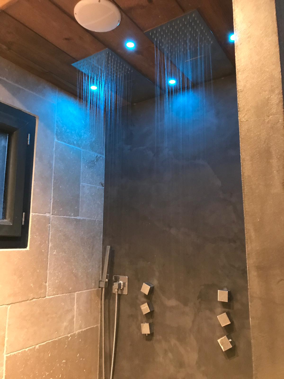 Villa Couple Piscine — Cabane sur pilotis avec piscine à Gard à Saint-Jean-du-Gard — chambre