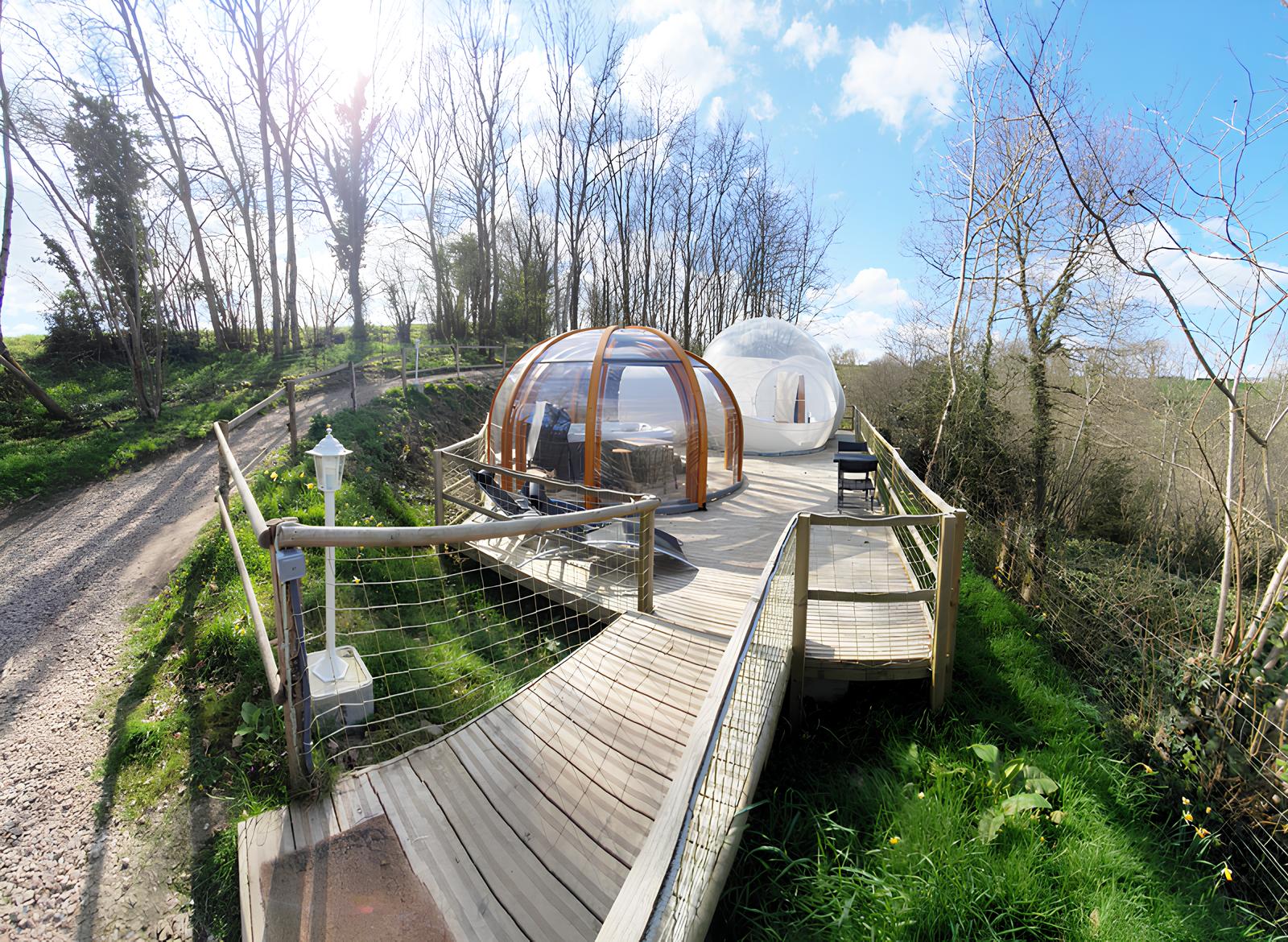 Bulle Camille & Spa — Nuit romantique avec jacuzzi à Calvados