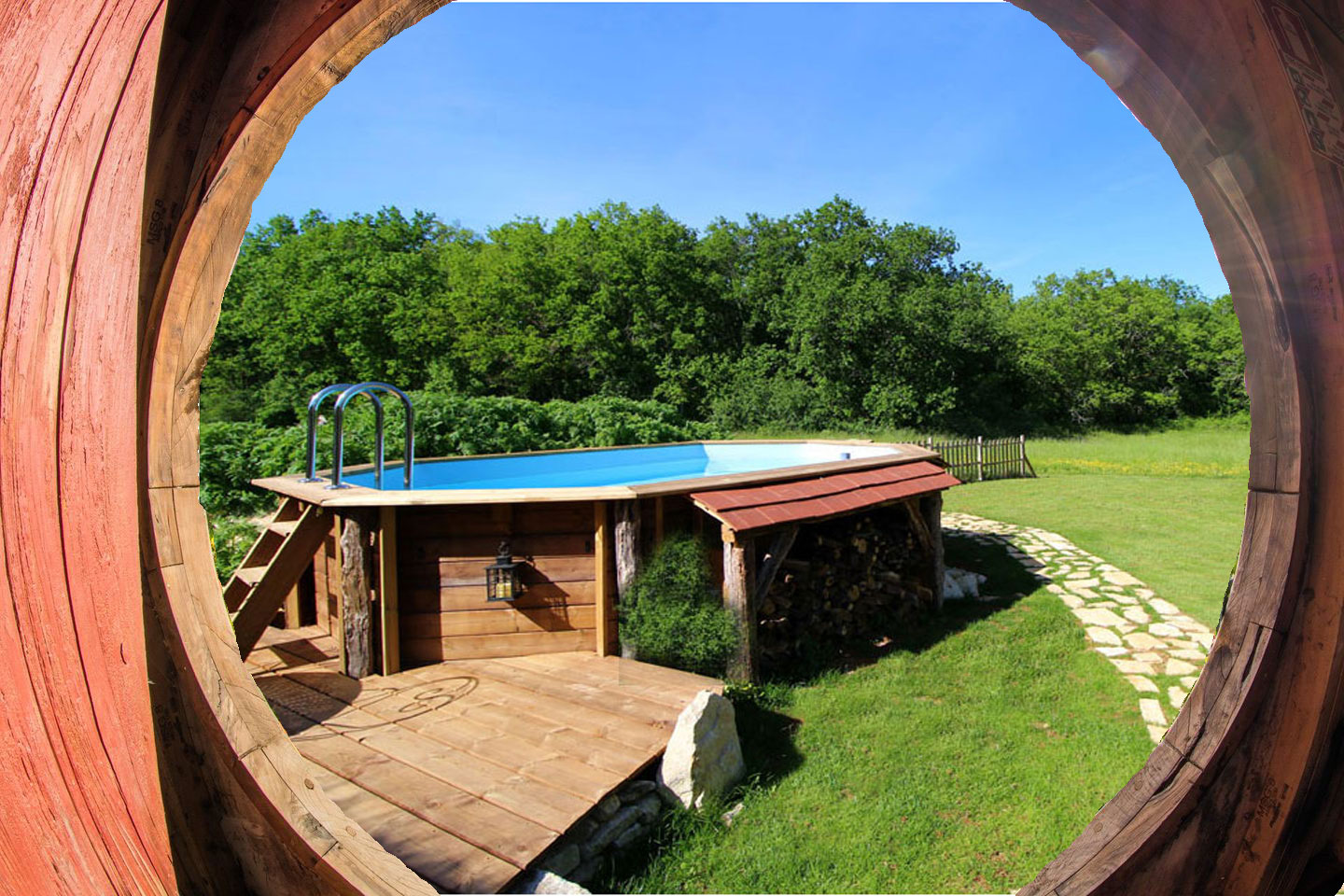 Maison Hobbit du Mas de Saillac — Maison insolite 4m de hauteur à Tarn-et-Garonne à Saint-Nicolas-de-la-Grave — espace de vie