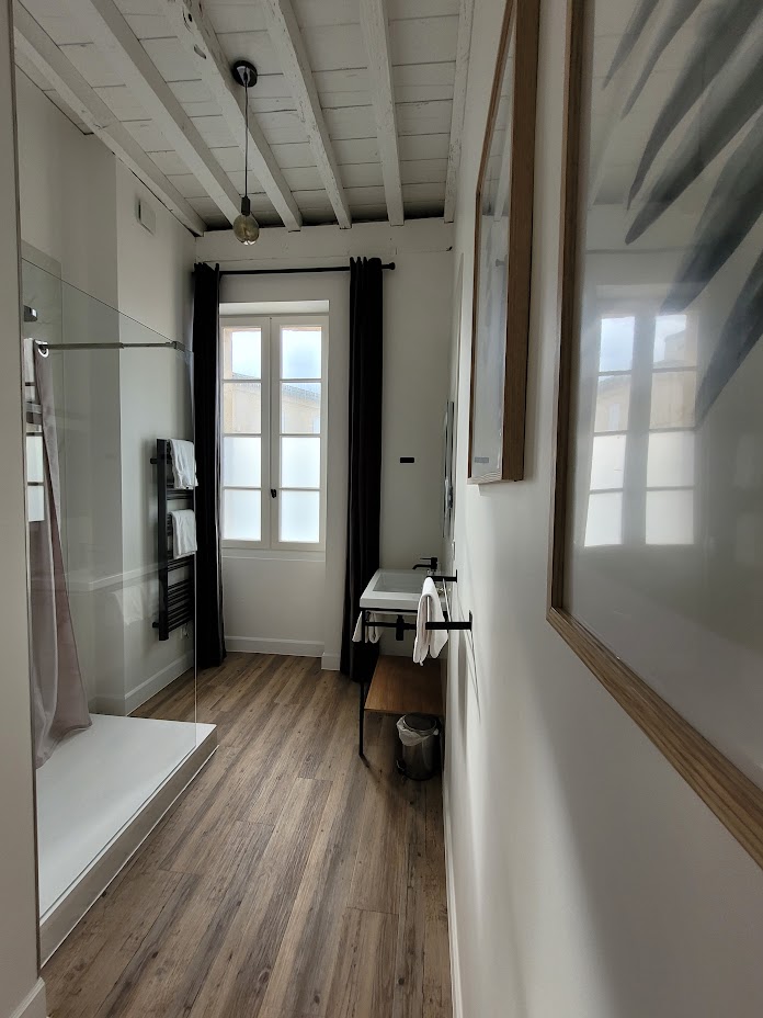 Melchior 18.0 — Suite élégante avec spa à Bordeaux (Gironde) à Bordeaux — chambre
