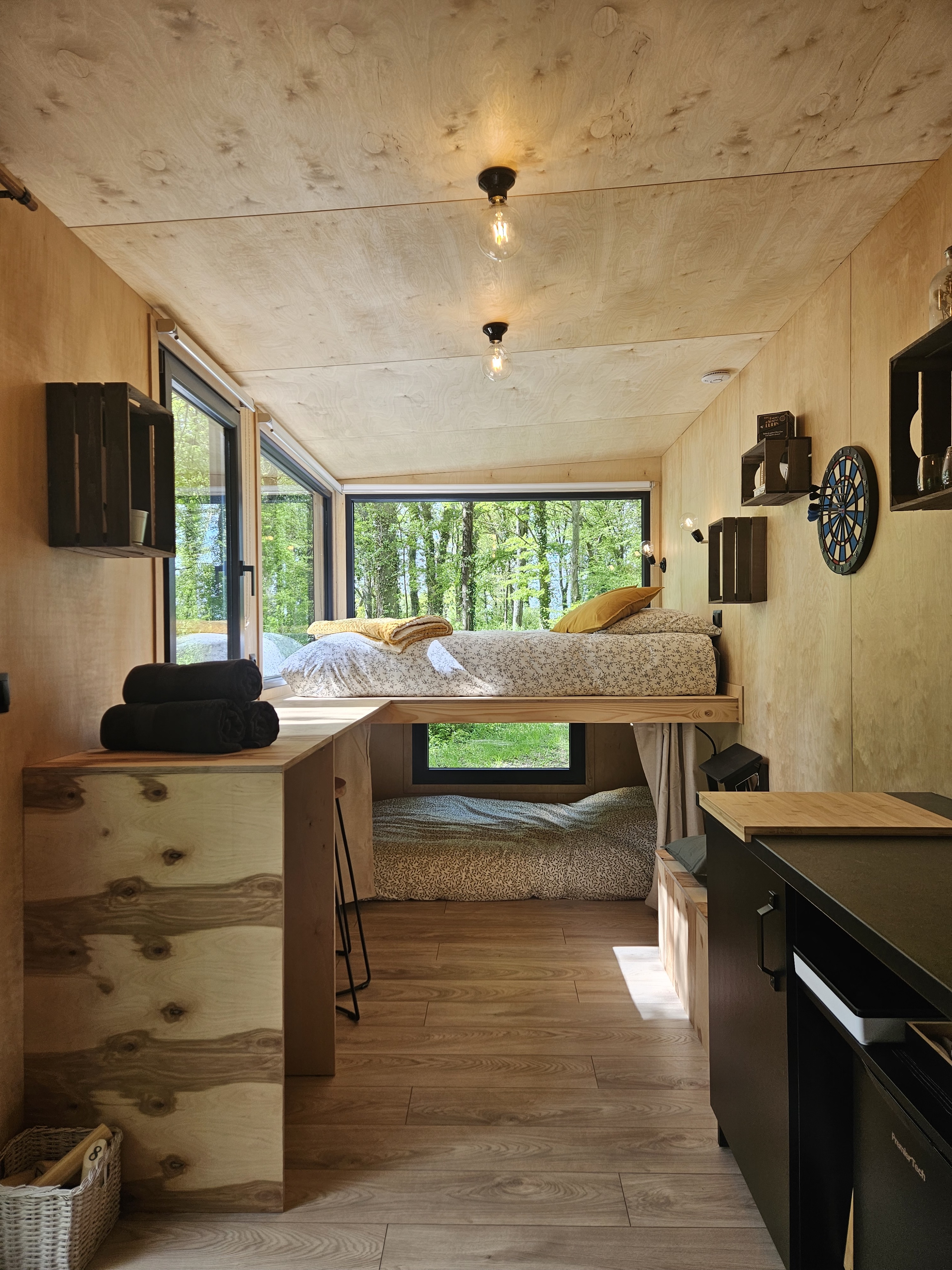 Tiny House La Clairière : une évasion moderne en pleine nature à Sonchamp — cuisine