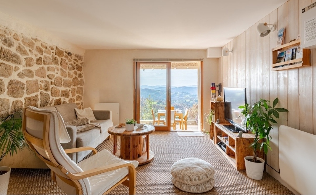 Gîte cocon — Séjour relaxant avec spa à Vernoux-en-Ardèche