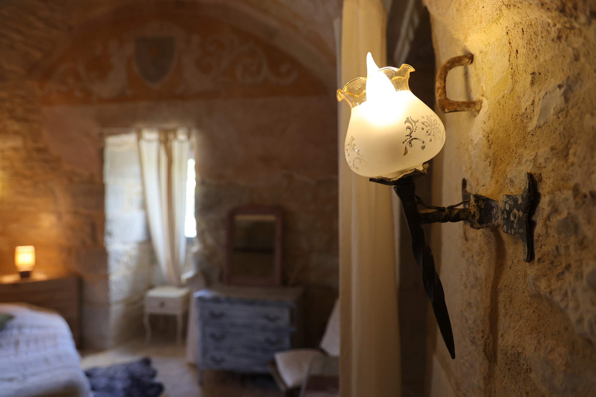 La Tour médiévale — Château avec spa à Saint Chamarand (Lot) à Saint-Chamarand — espace de vie