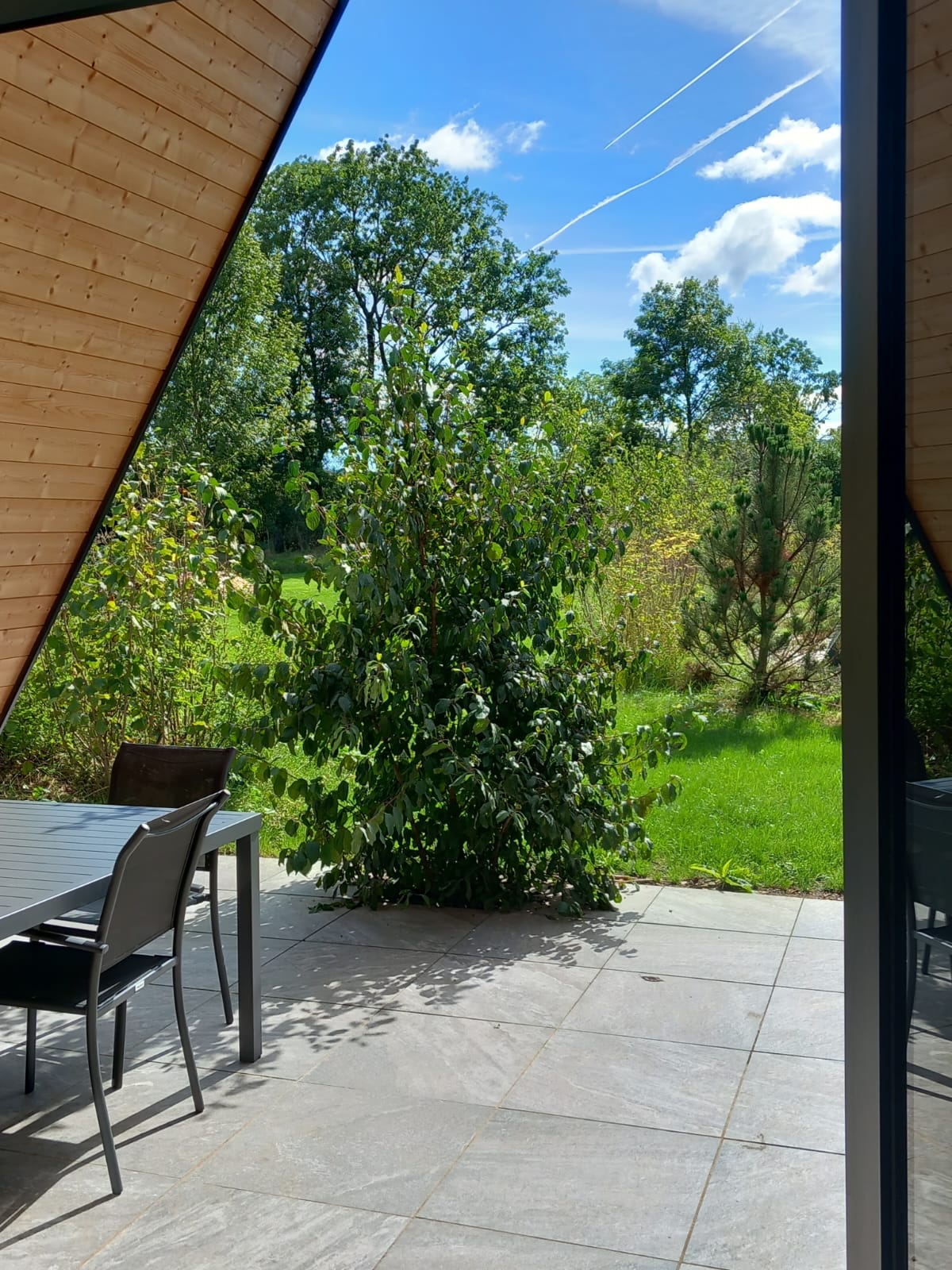 Chalet Lacs : une évasion romantique en Franche-Comté à Coyron — vue intérieure