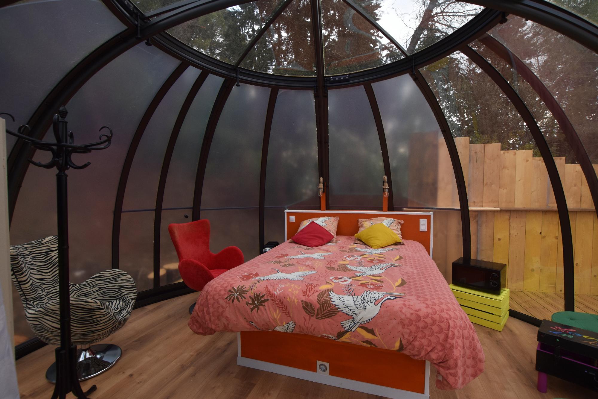 Une nuit étoilée dans une bulle en Provence à Carnoules — cuisine