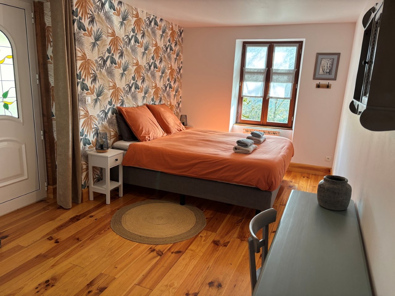 Gîte Rose — Séjour avec spa et piscine en Drôme à Saint-Donat-sur-l'Herbasse — cuisine