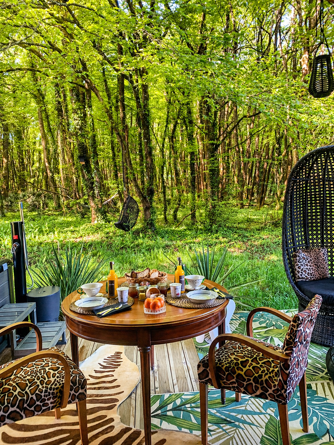 Lodge Out Of Africa & Spa : une immersion sensorielle en Aquitaine à Marcenais — salle de bain