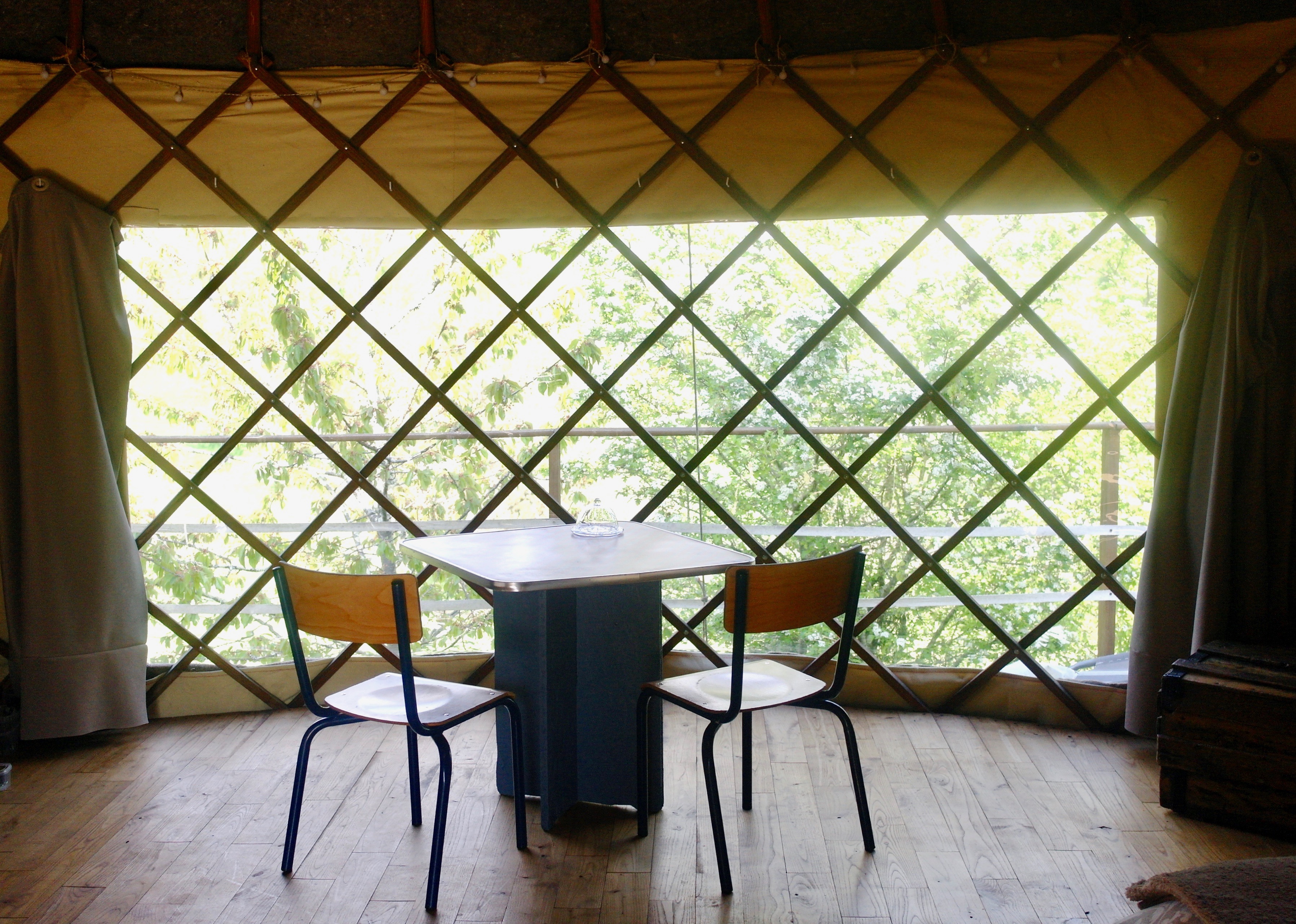 Le Cri de la Yourte : une escapade insolite en Aquitaine à Saint Urcisse — salle de bain